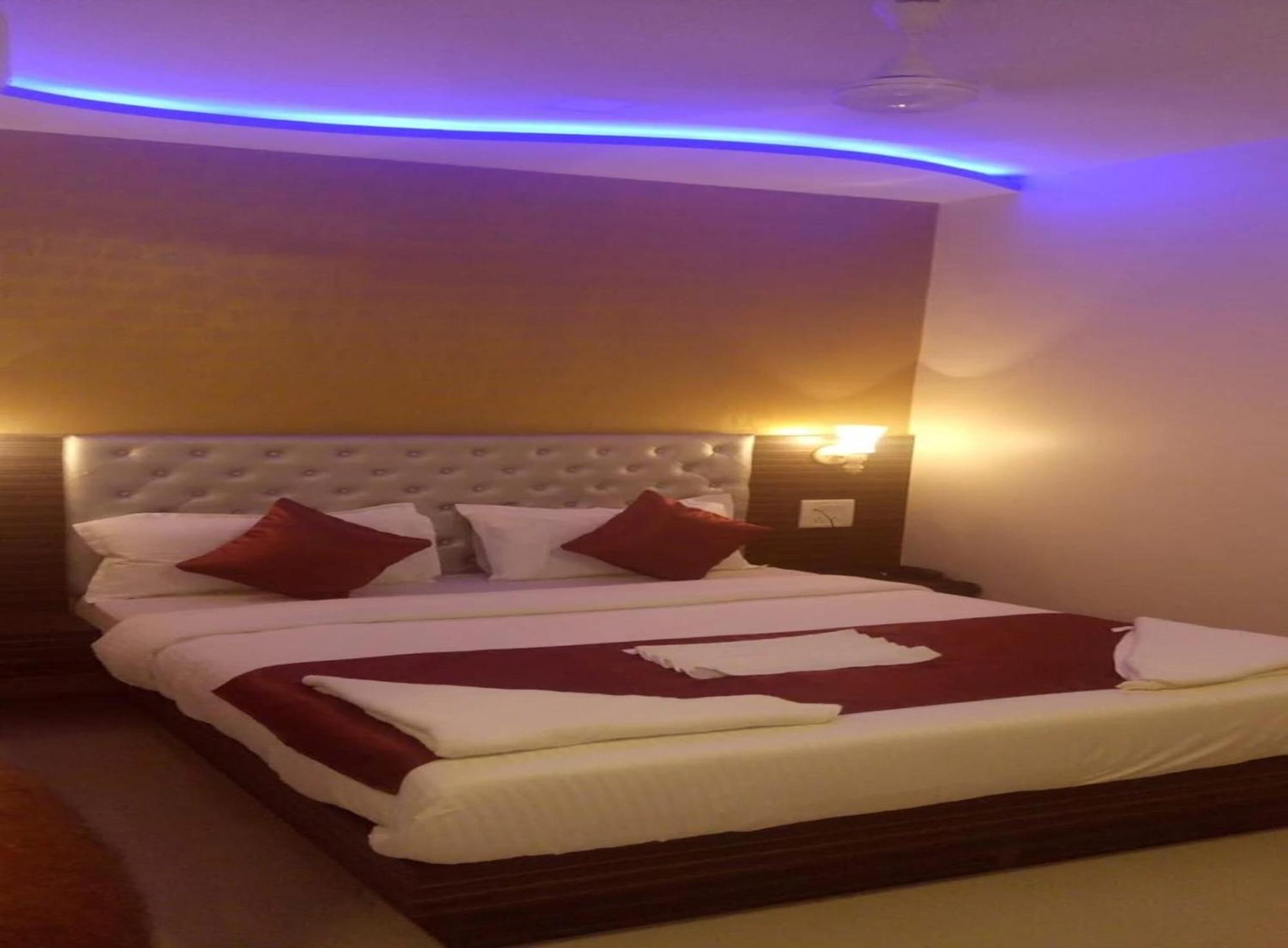 Hotel Flagship 83490 Hotel Bently Palace 3*