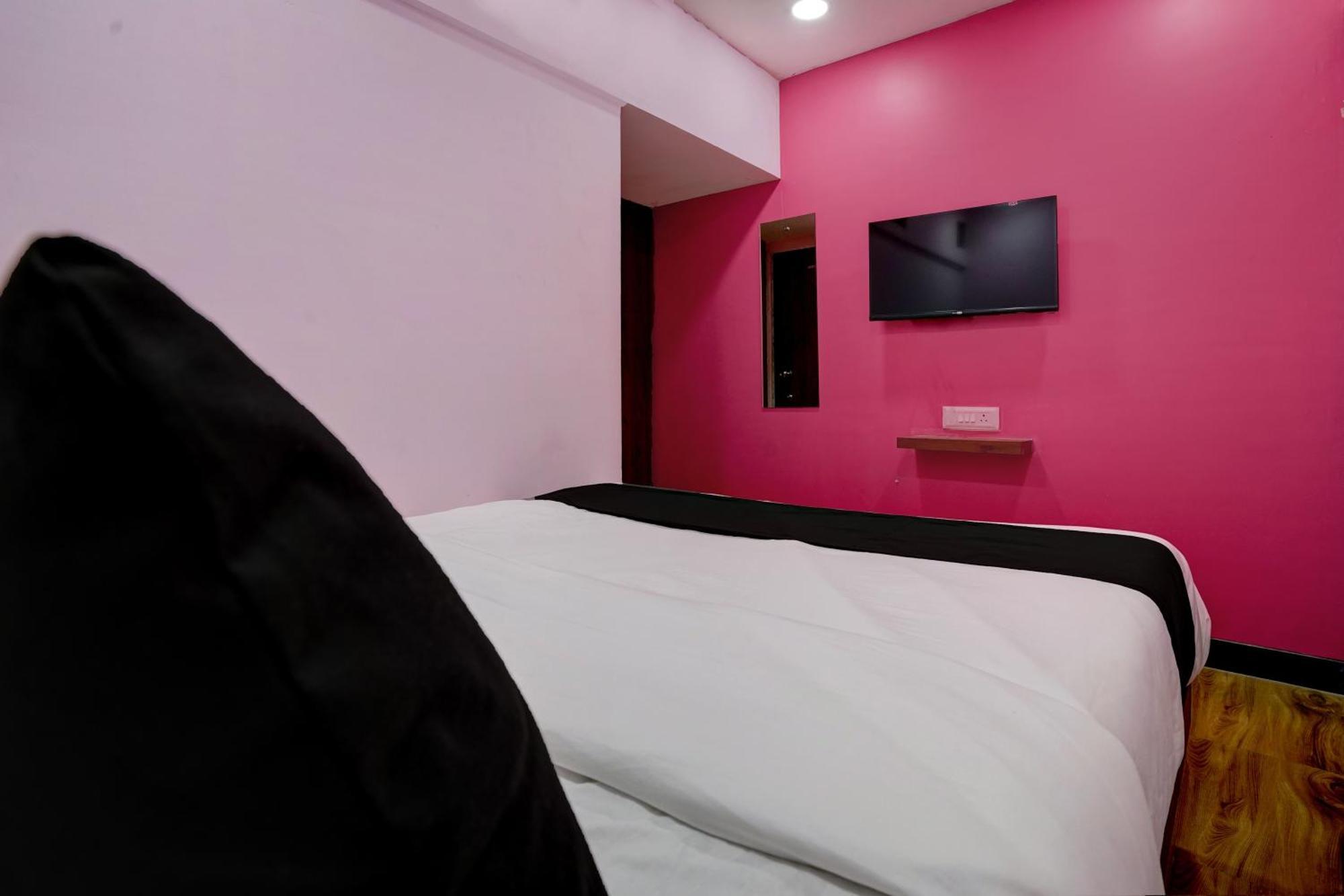 Oyo 8212 Flagship King Residency 3* Mumbai
