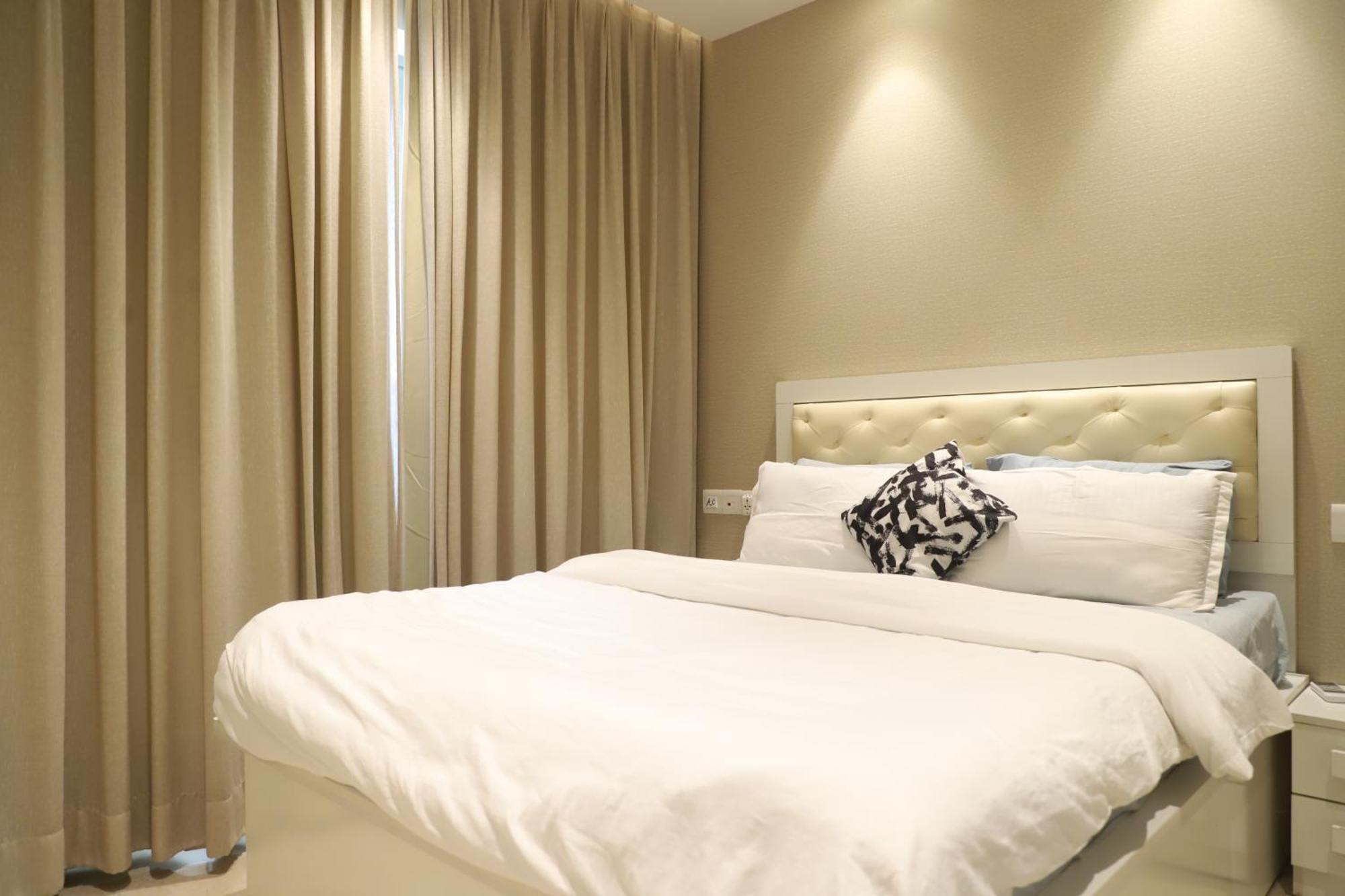 Zenia Luxury Suites And Serviced * Mumbai