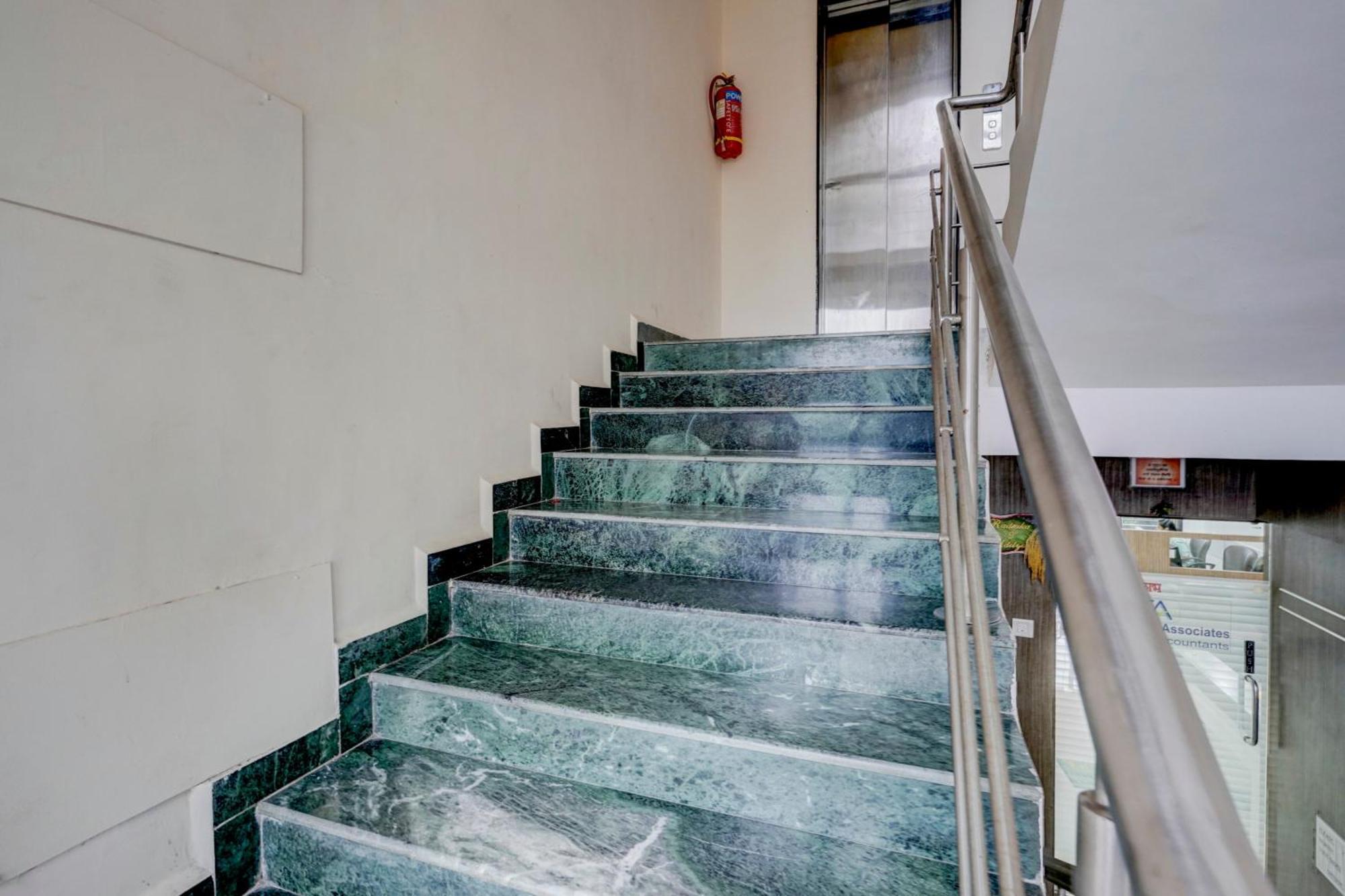 Rio Corporate House Hotel
