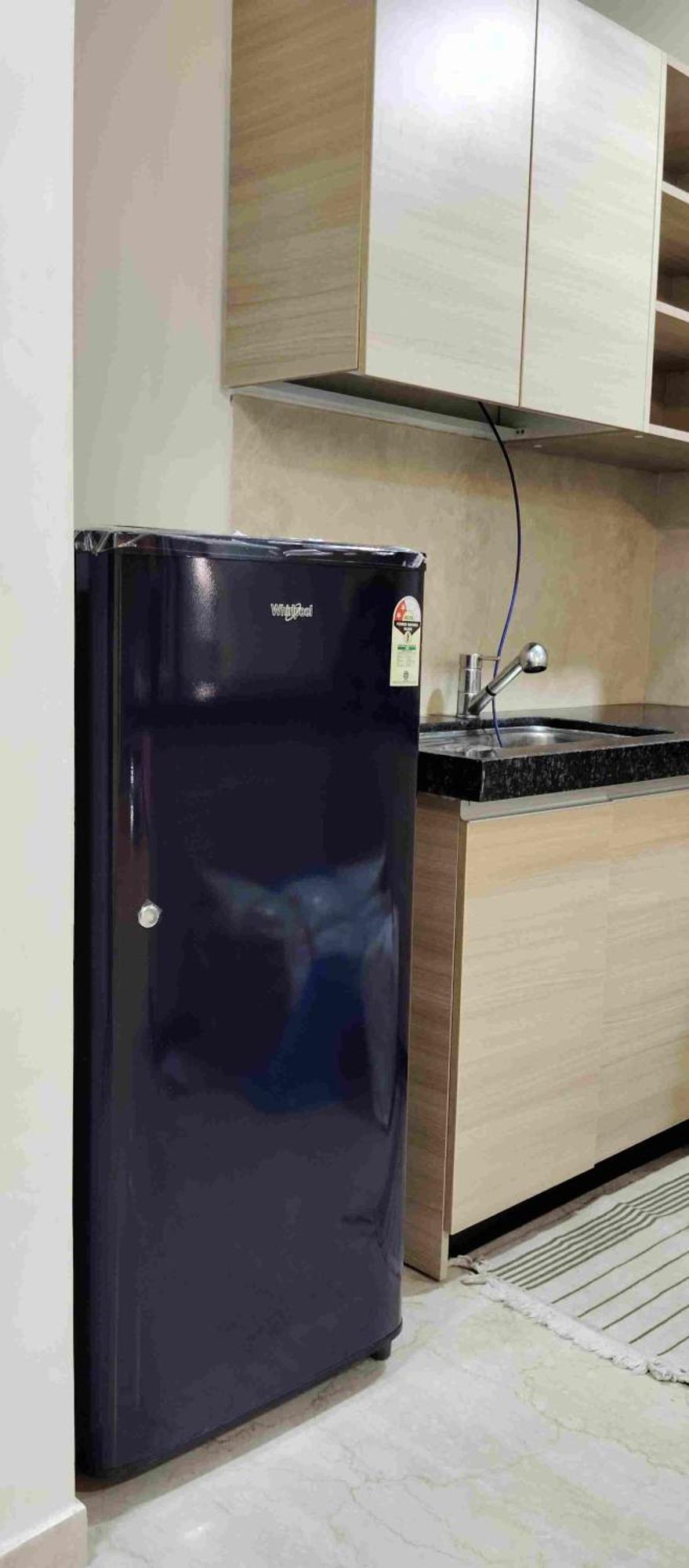 Apartment 1br Service In Bkc By Florastays *