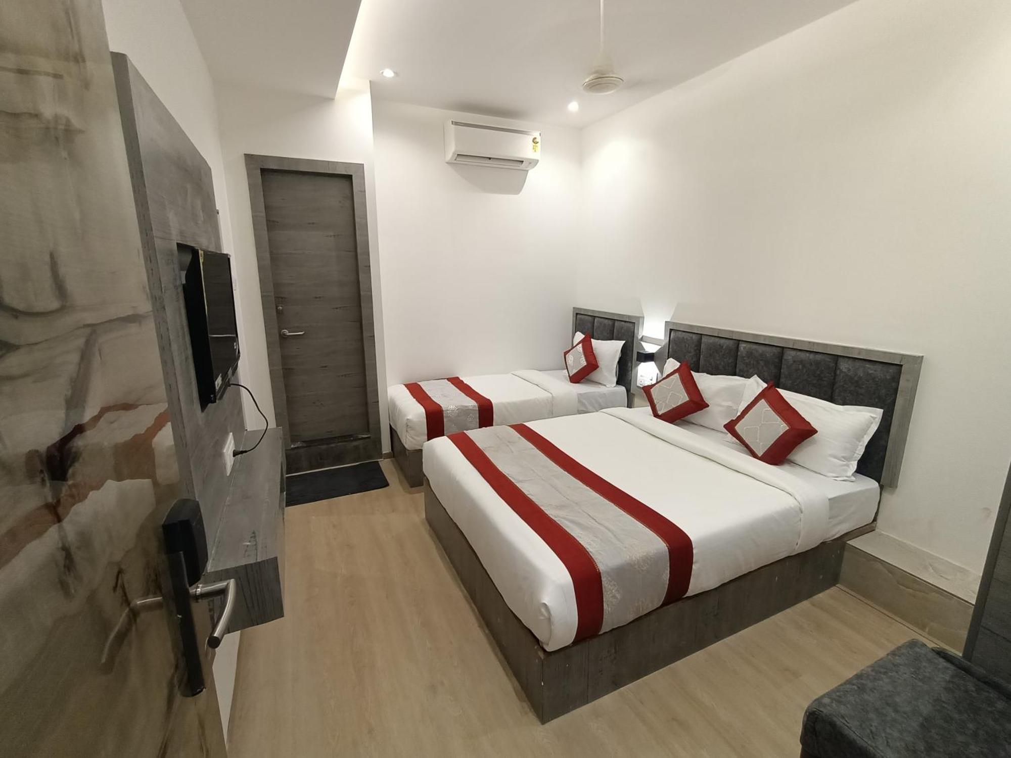 Beverly Palace Santacruz - Near Bkc - Airport T1 3*