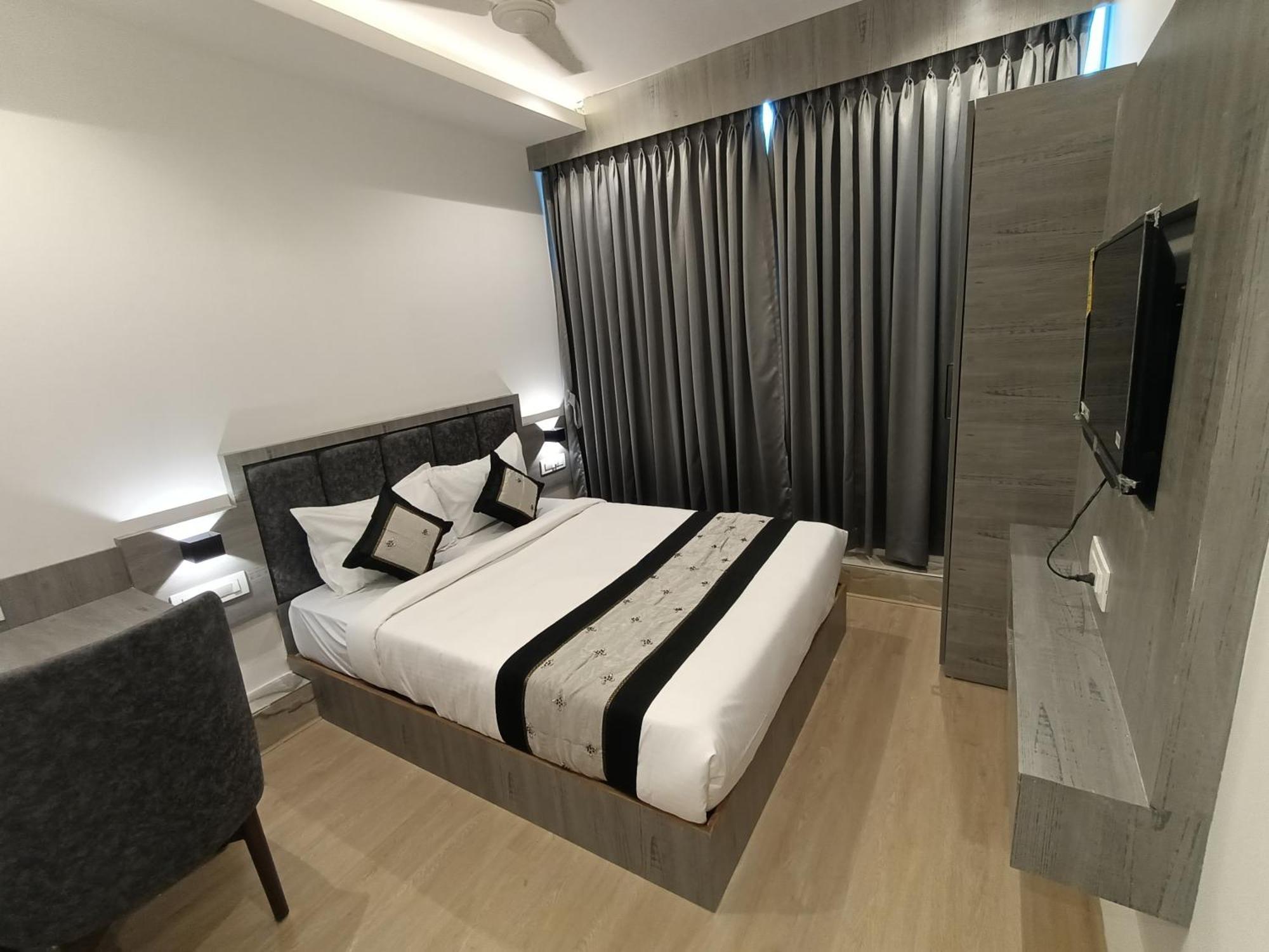 Beverly Palace Santacruz - Near Bkc - Airport T1 Hotel 3*