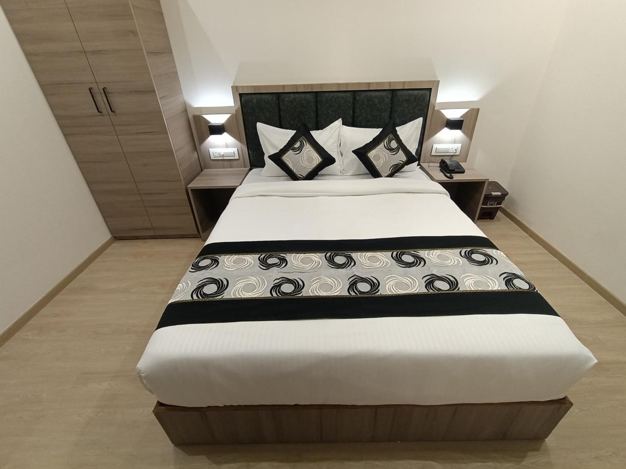 Beverly Palace Santacruz - Near Bkc - Airport T1 Hotel Mumbai