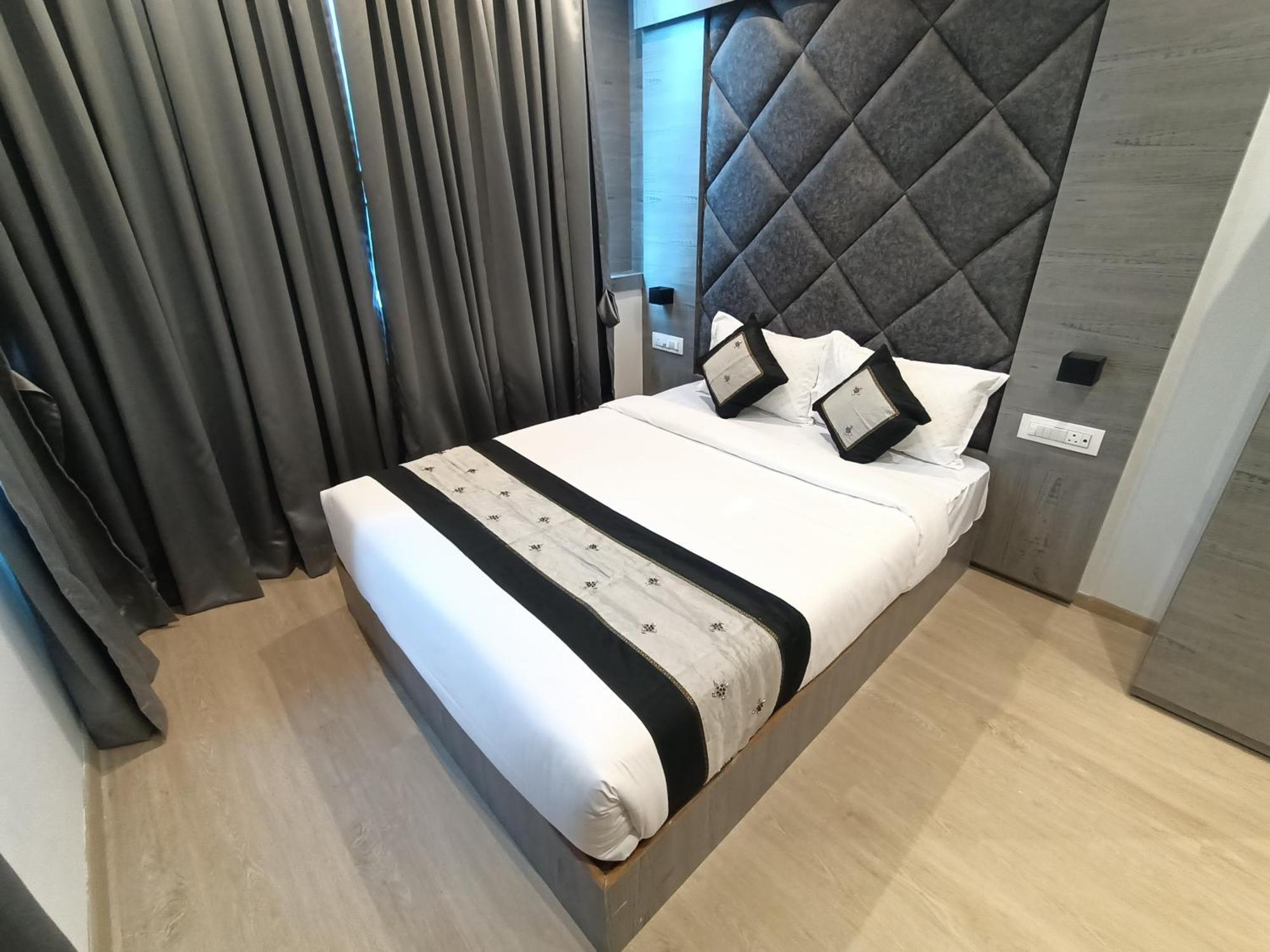 Hotel Beverly Palace Santacruz - Near Bkc - Airport T1 Mumbai