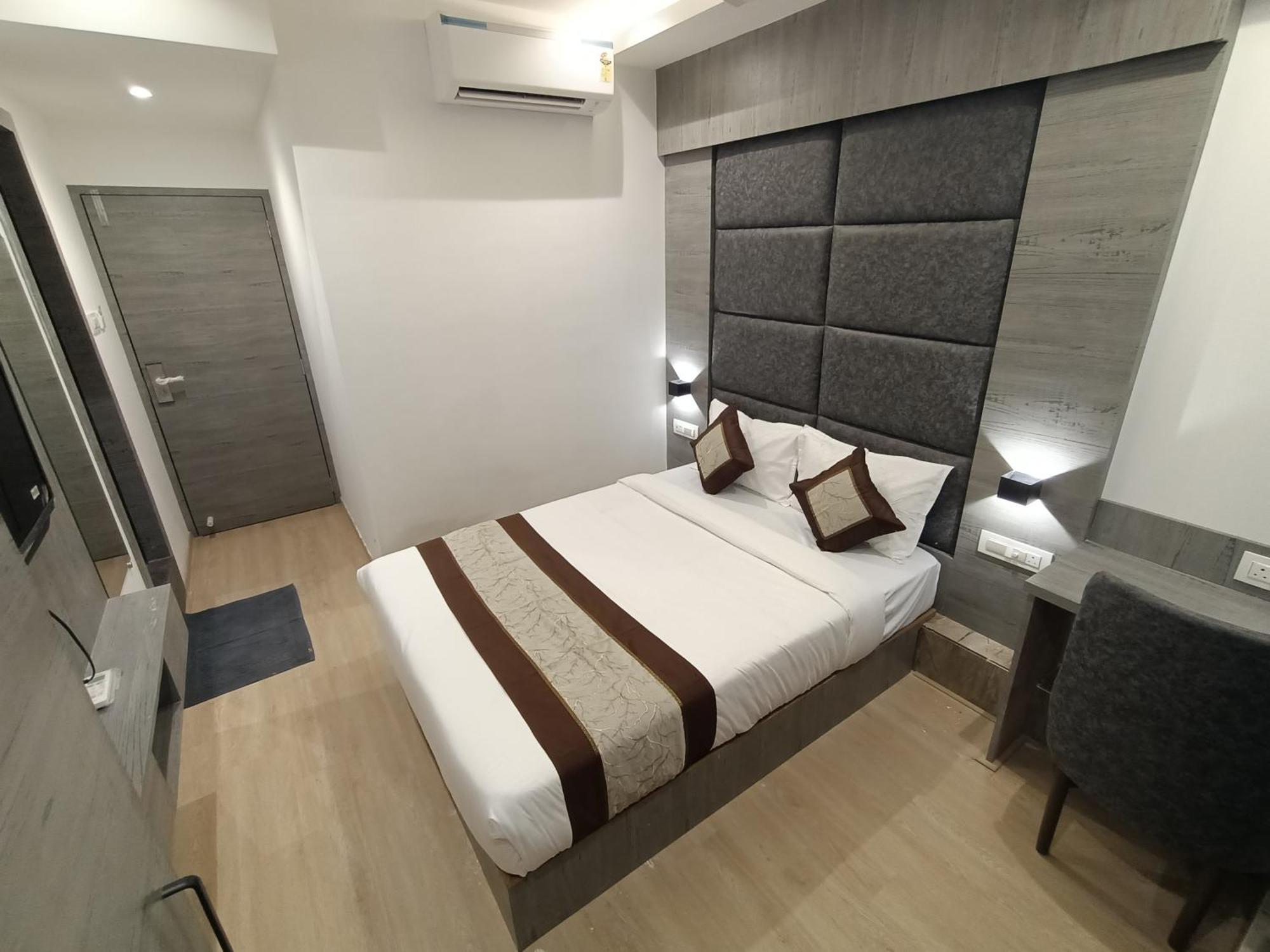 Beverly Palace Santacruz - Near Bkc - Airport T1 Hotel Mumbai