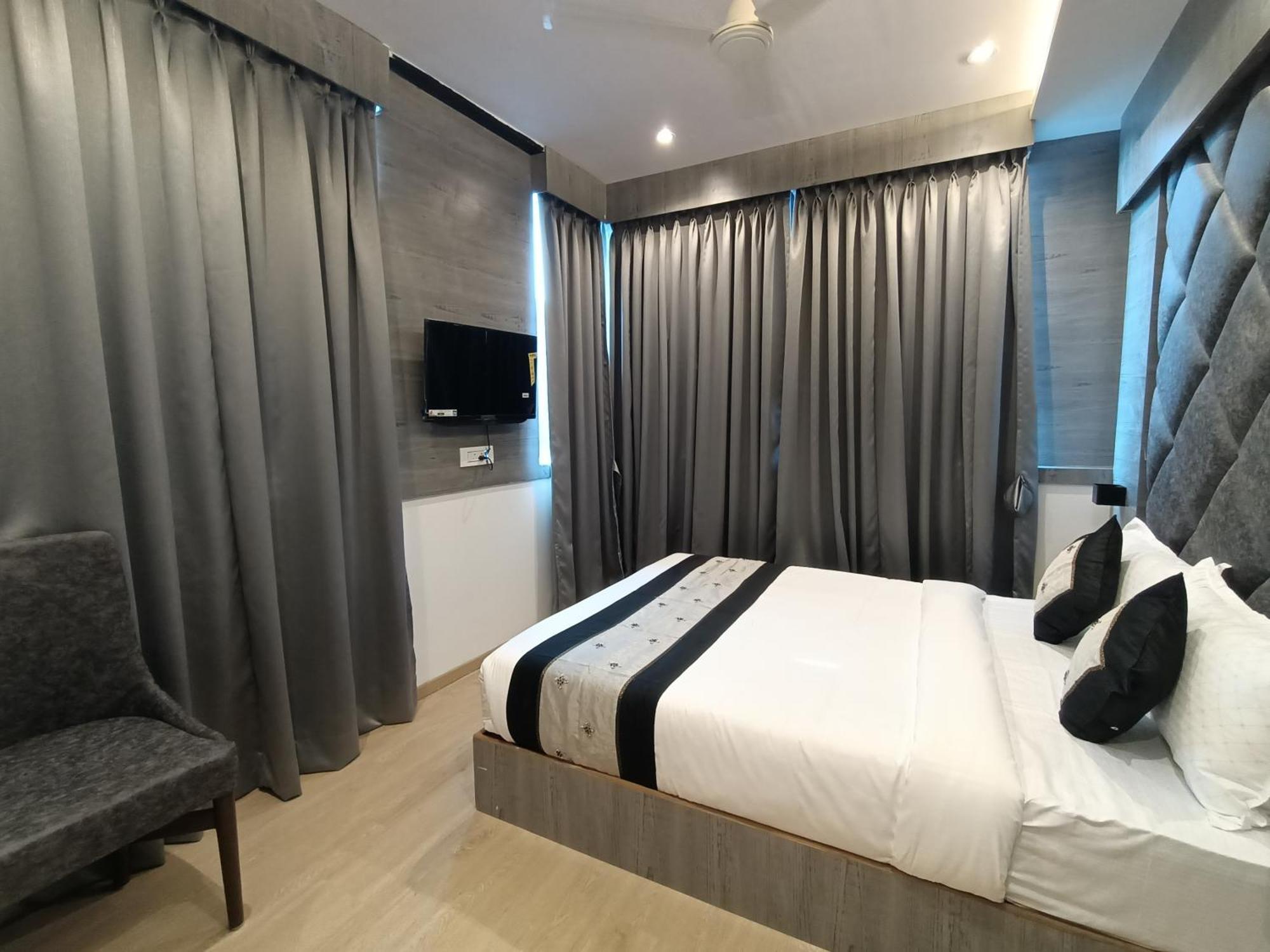 Hotel Beverly Palace Santacruz - Near Bkc - Airport T1 Mumbai