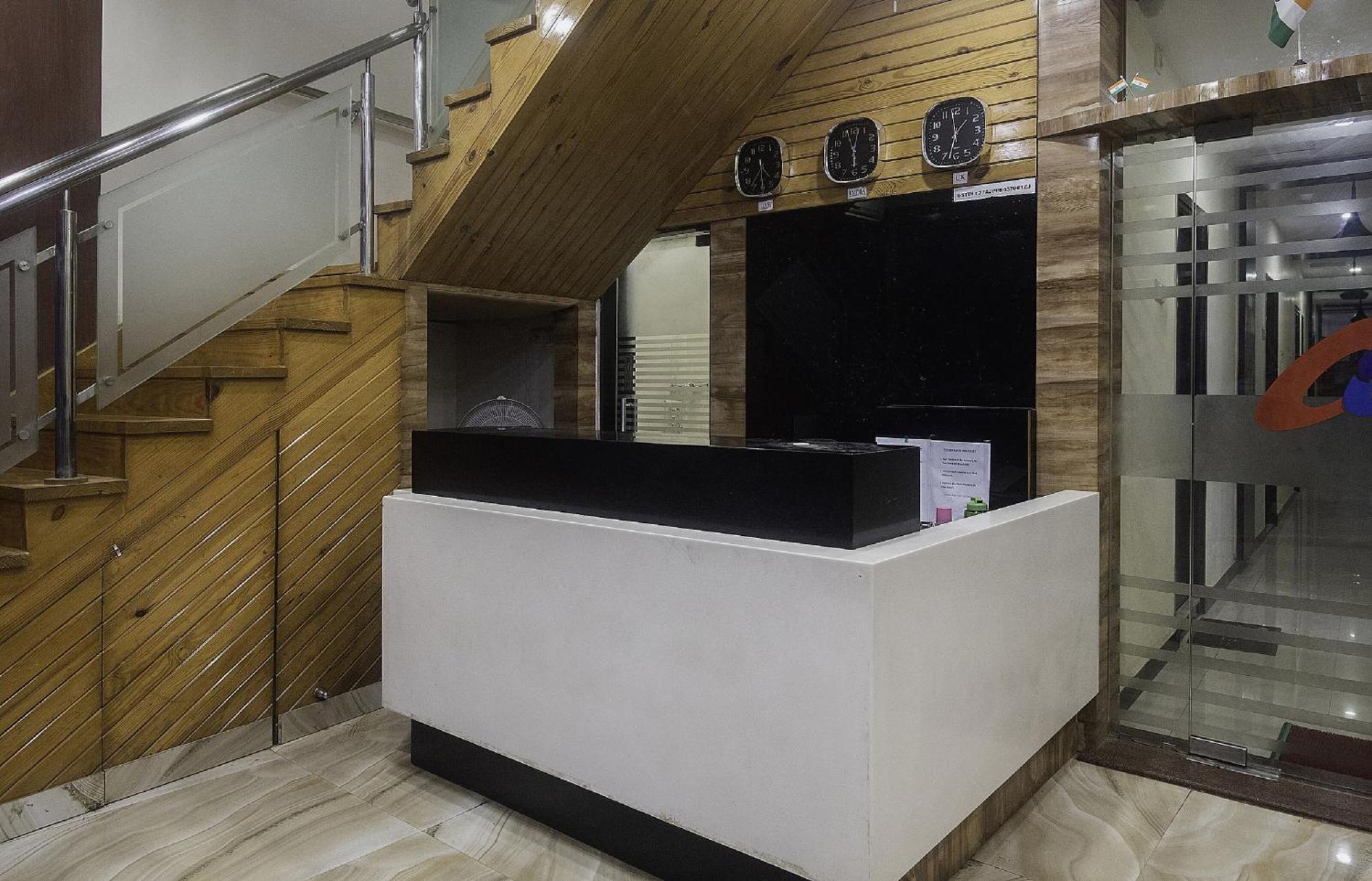 Capital O 6202 Ashir Hotel