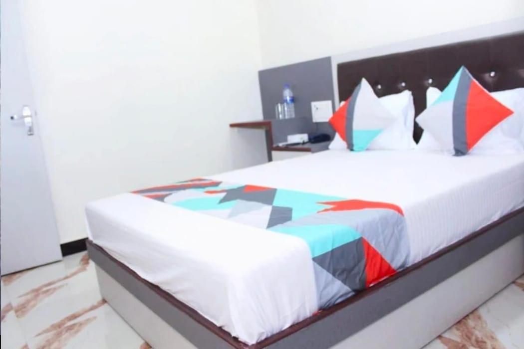 As Terminal2 Hotel *