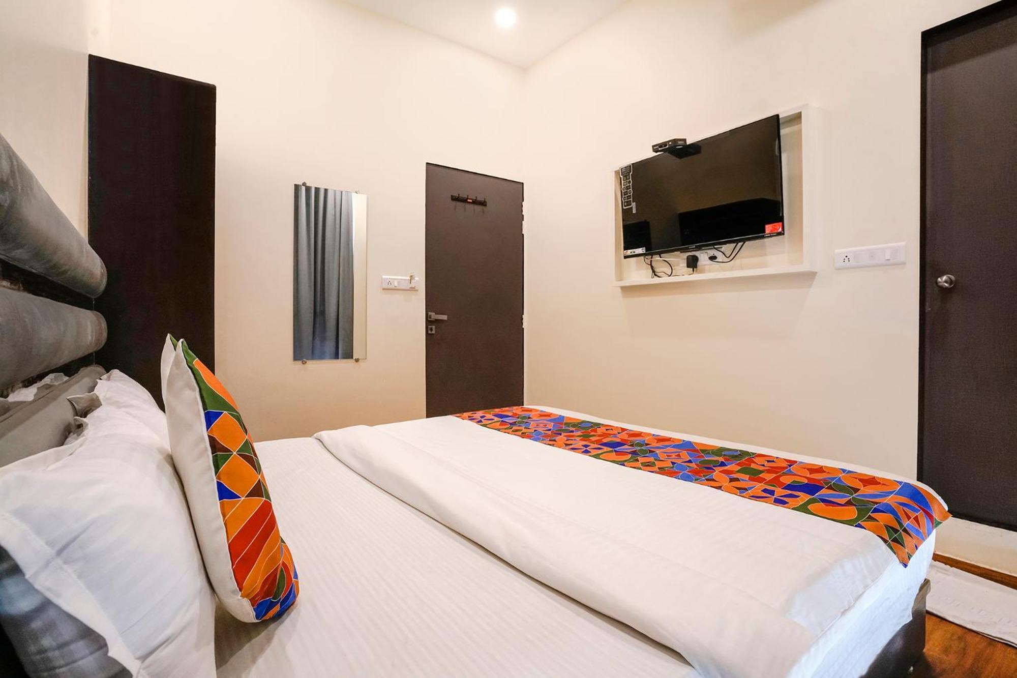 Fabhotel Freedom International - Nr International Airport Hotel Mumbai