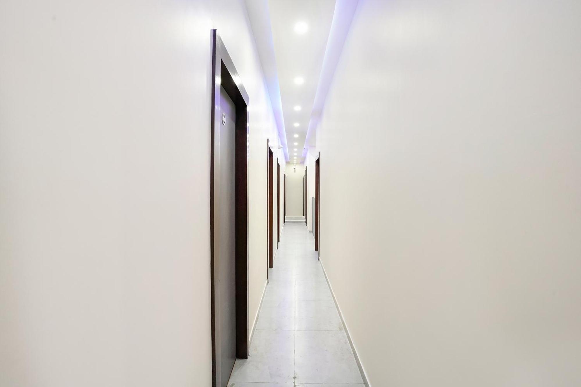 Fabhotel Freedom International - Nr International Airport Mumbai
