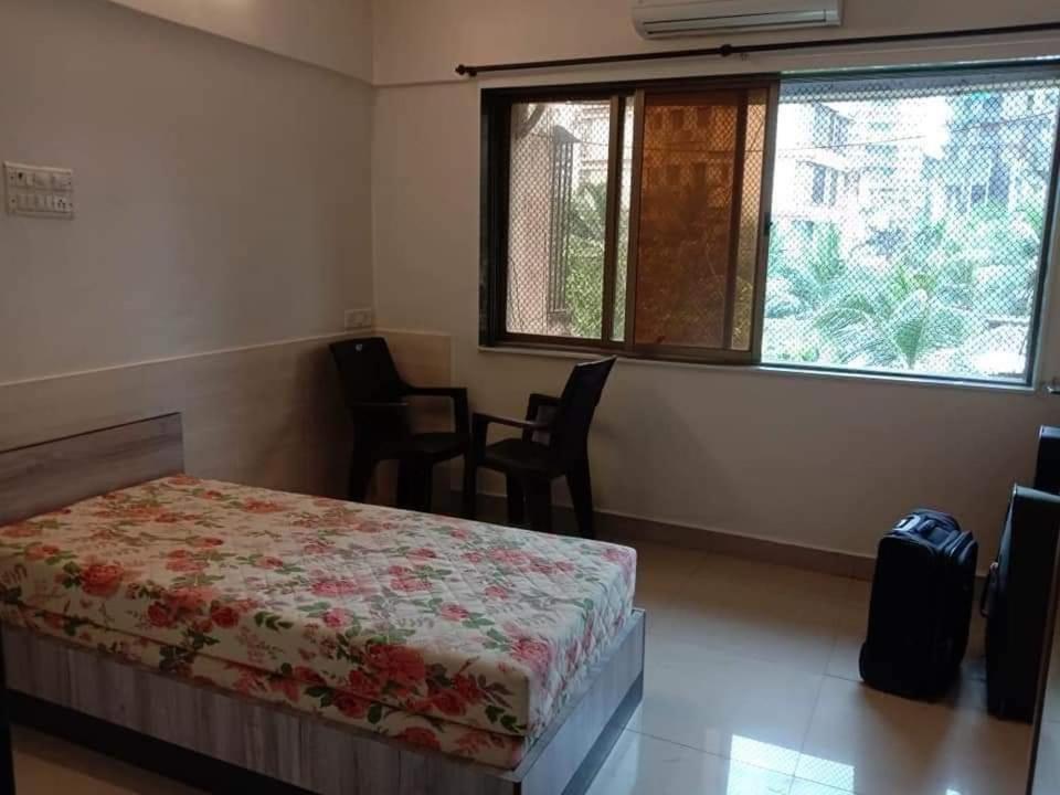 Khar West : 10 Th Road Apartment Mumbai