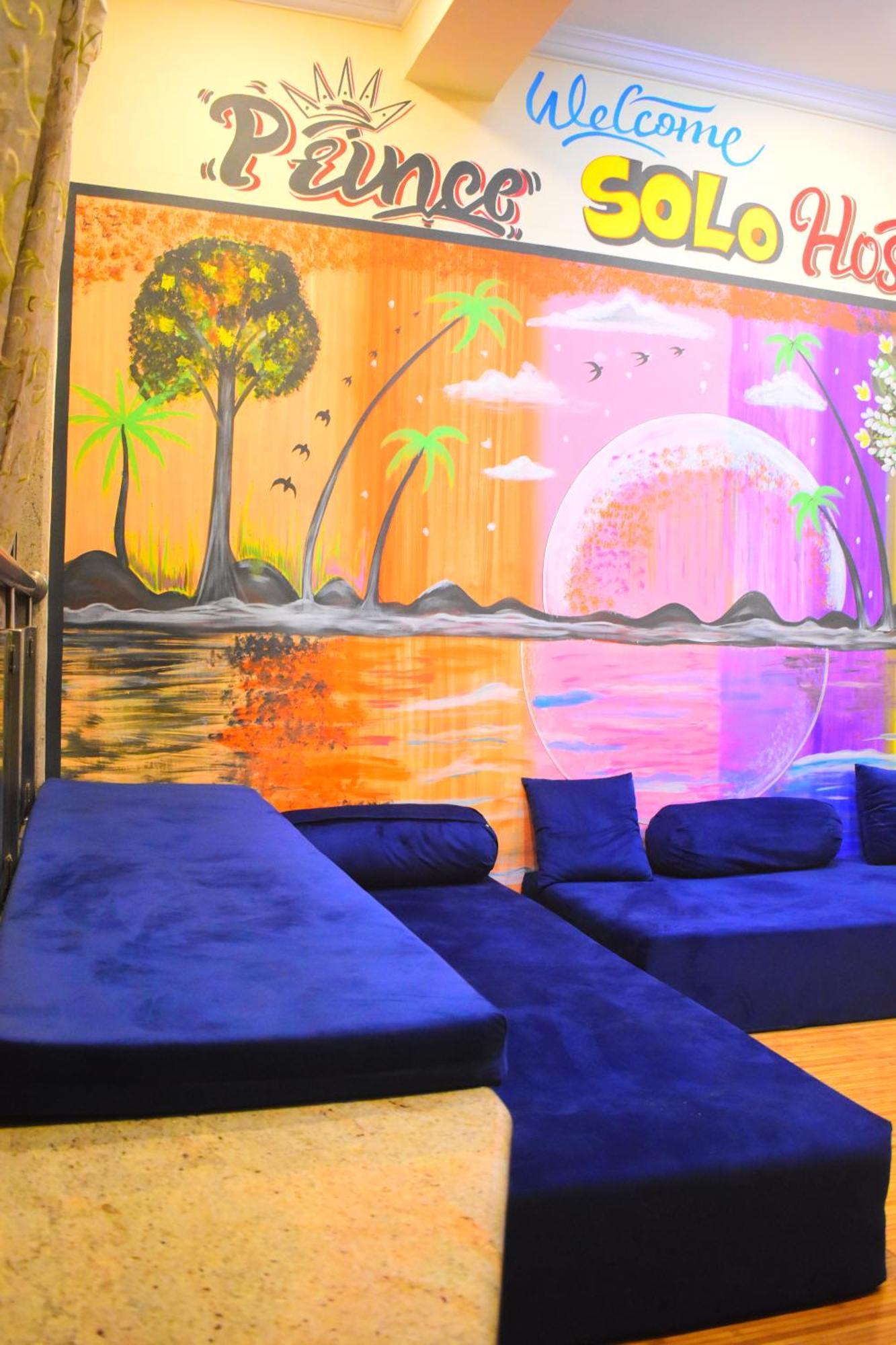 Solo Hostel *