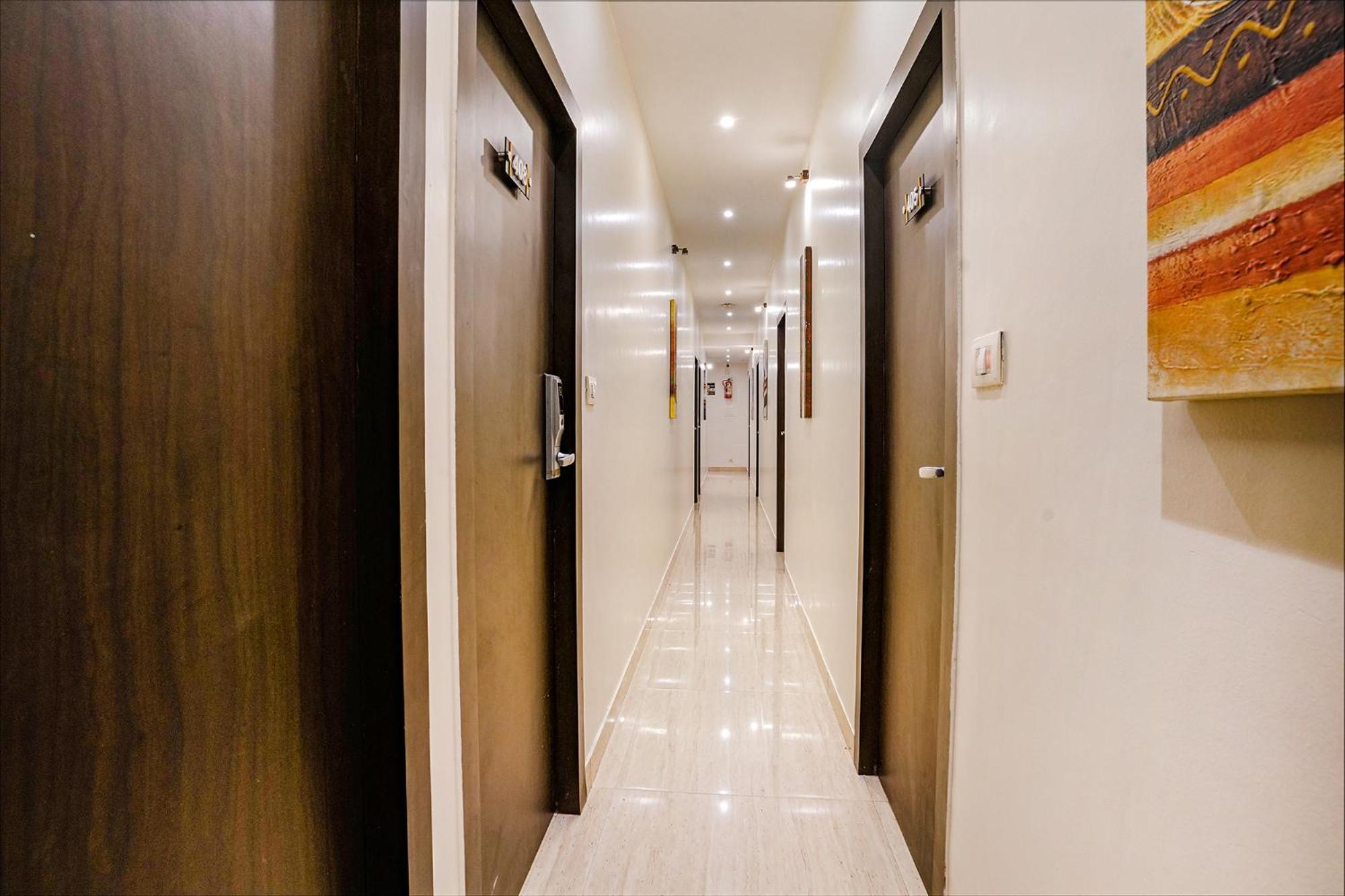 Hotel Fabexpress Abad - 700m From Gateway Of India