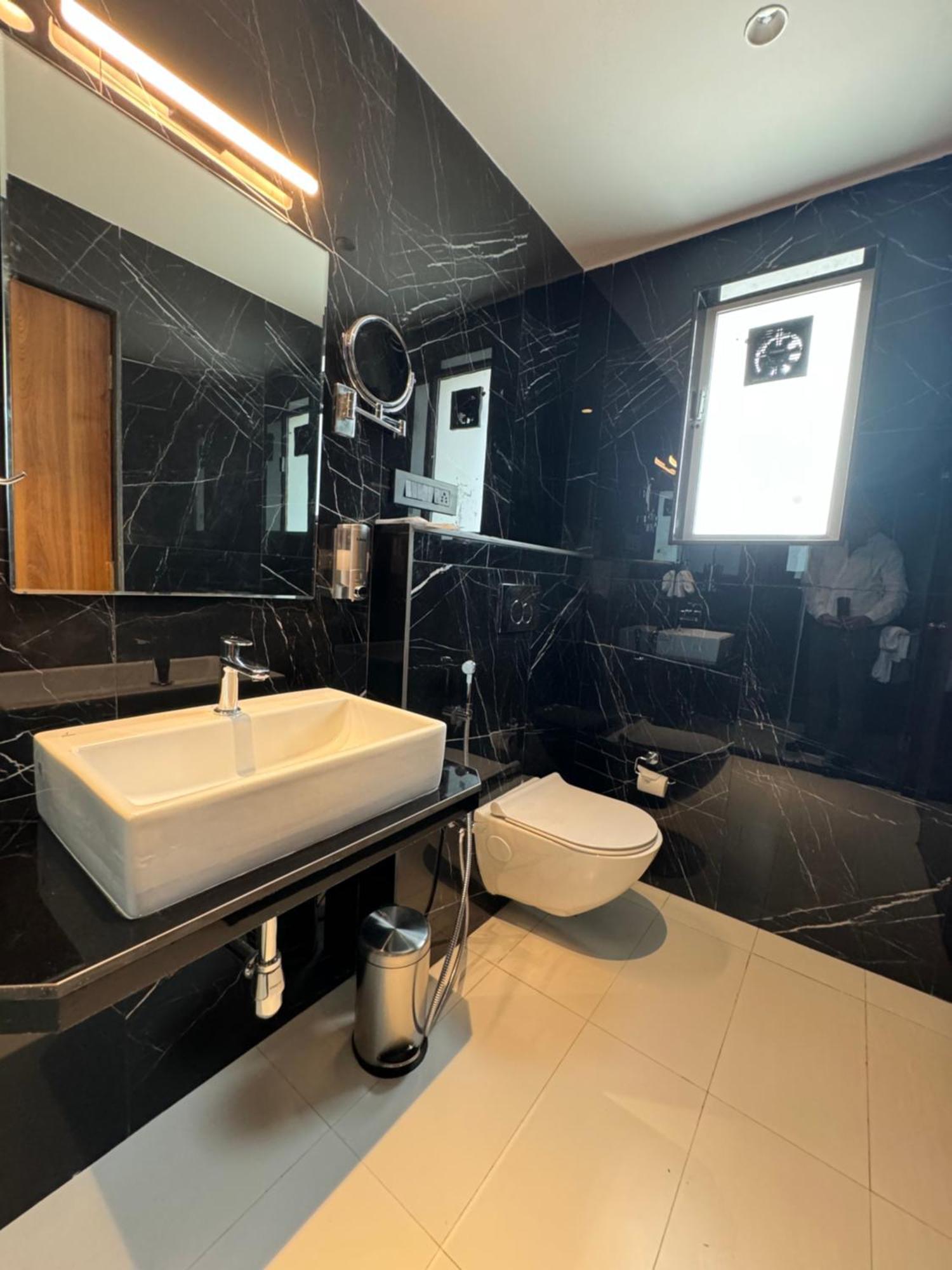 House, Malad Hotel Mumbai