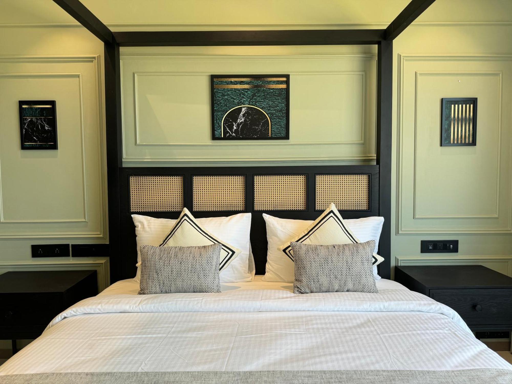 House, Malad Hotel Mumbai