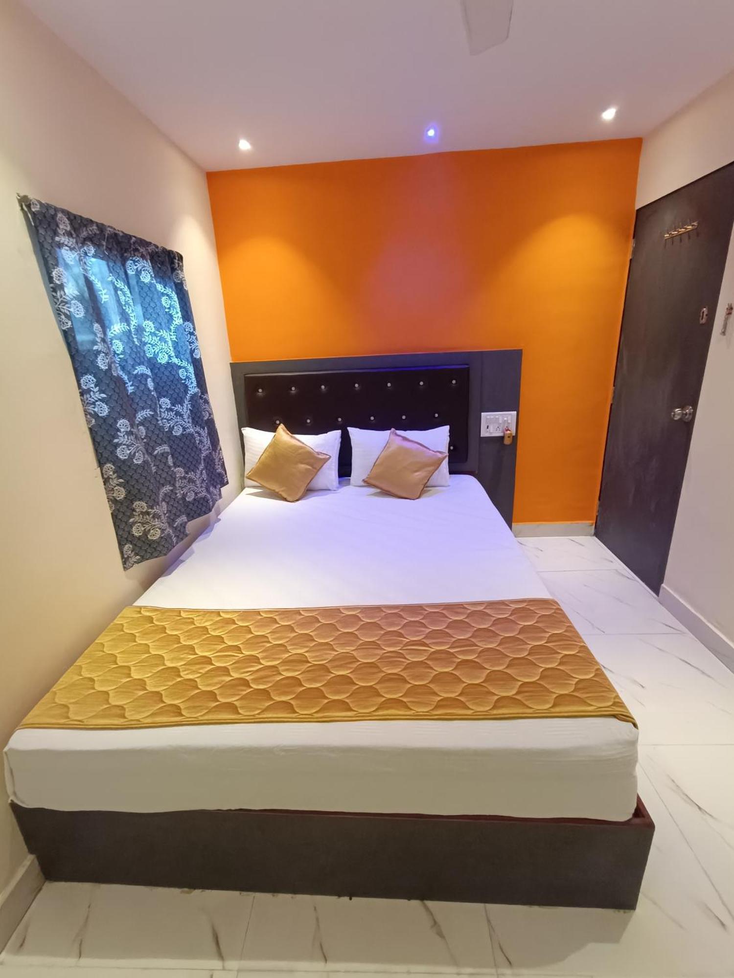 Hotel Powai Residency 3*