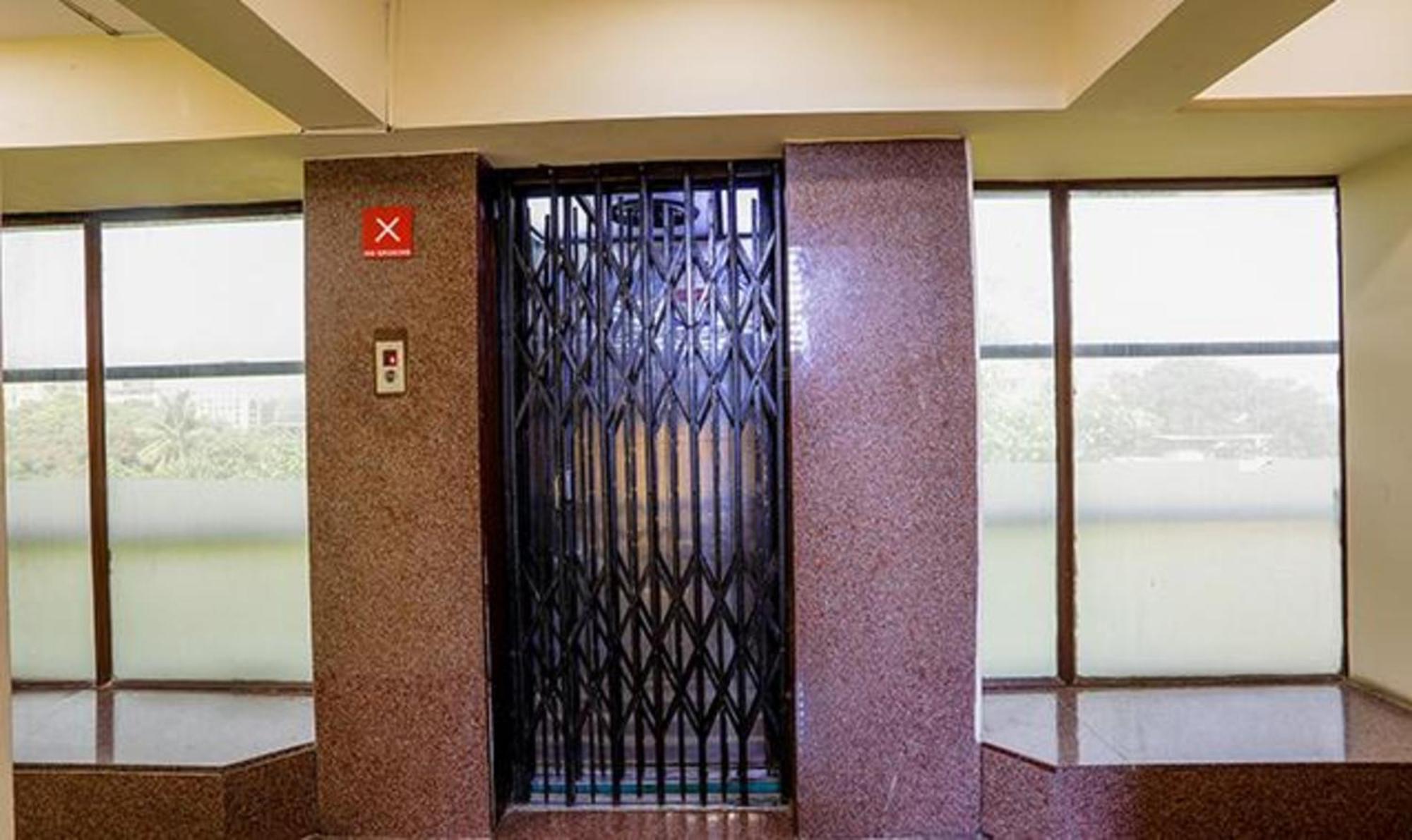 Fabexpress Jayshree - Nr International Airport 3* Mumbai