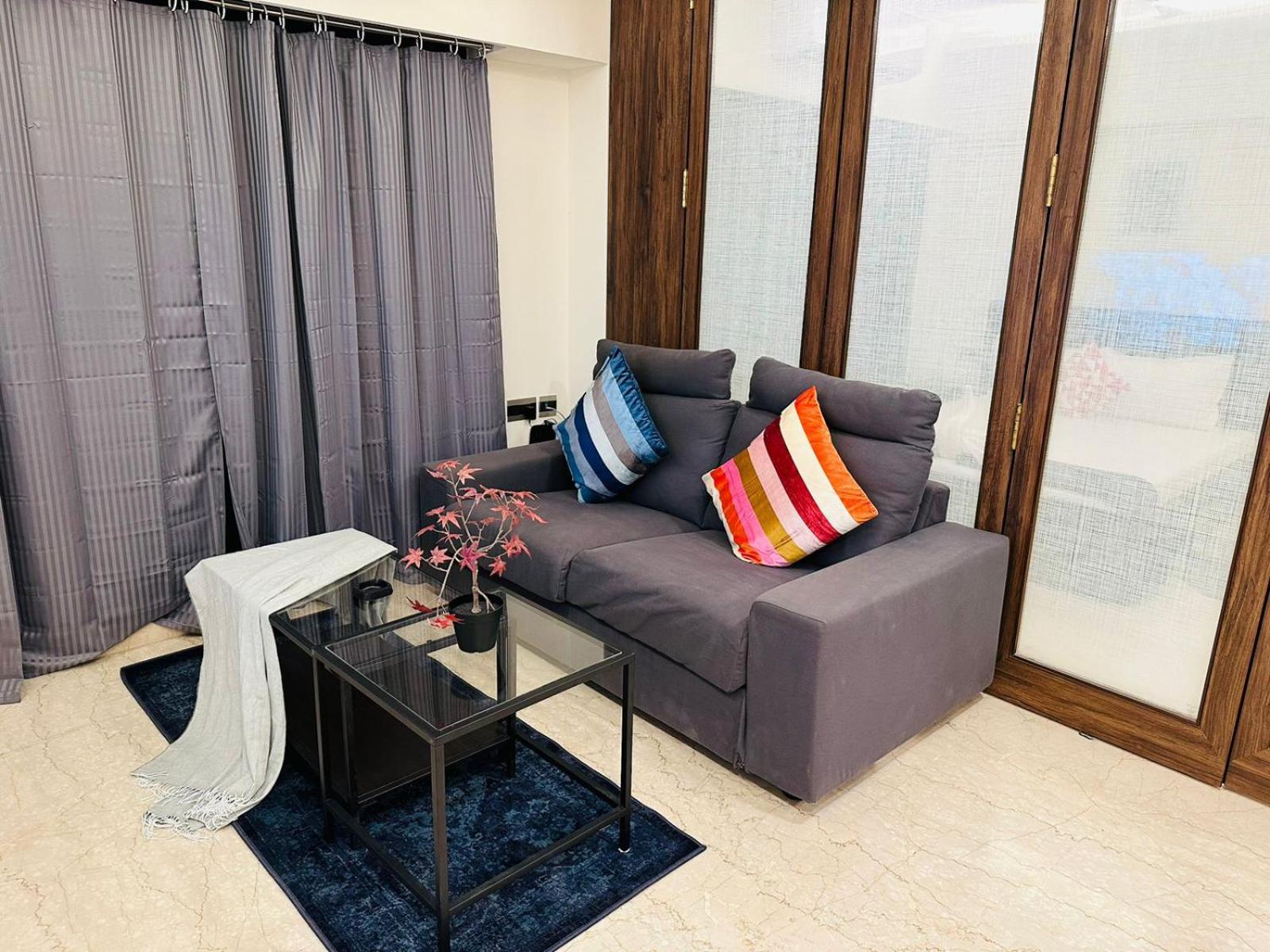 1br Service In Bkc By Florastays Apartment *