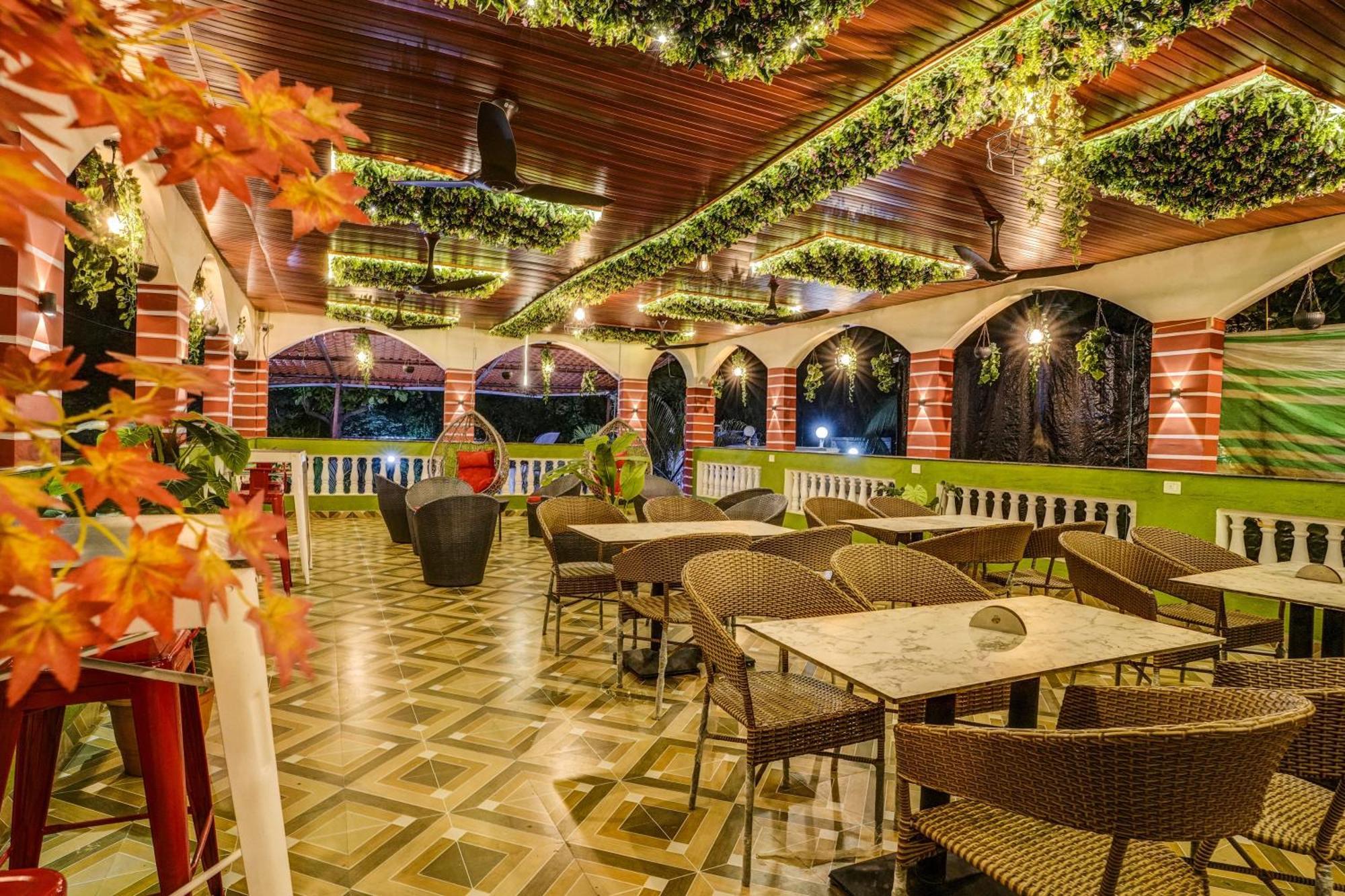 Collection O Palm Springs Hotel Mumbai