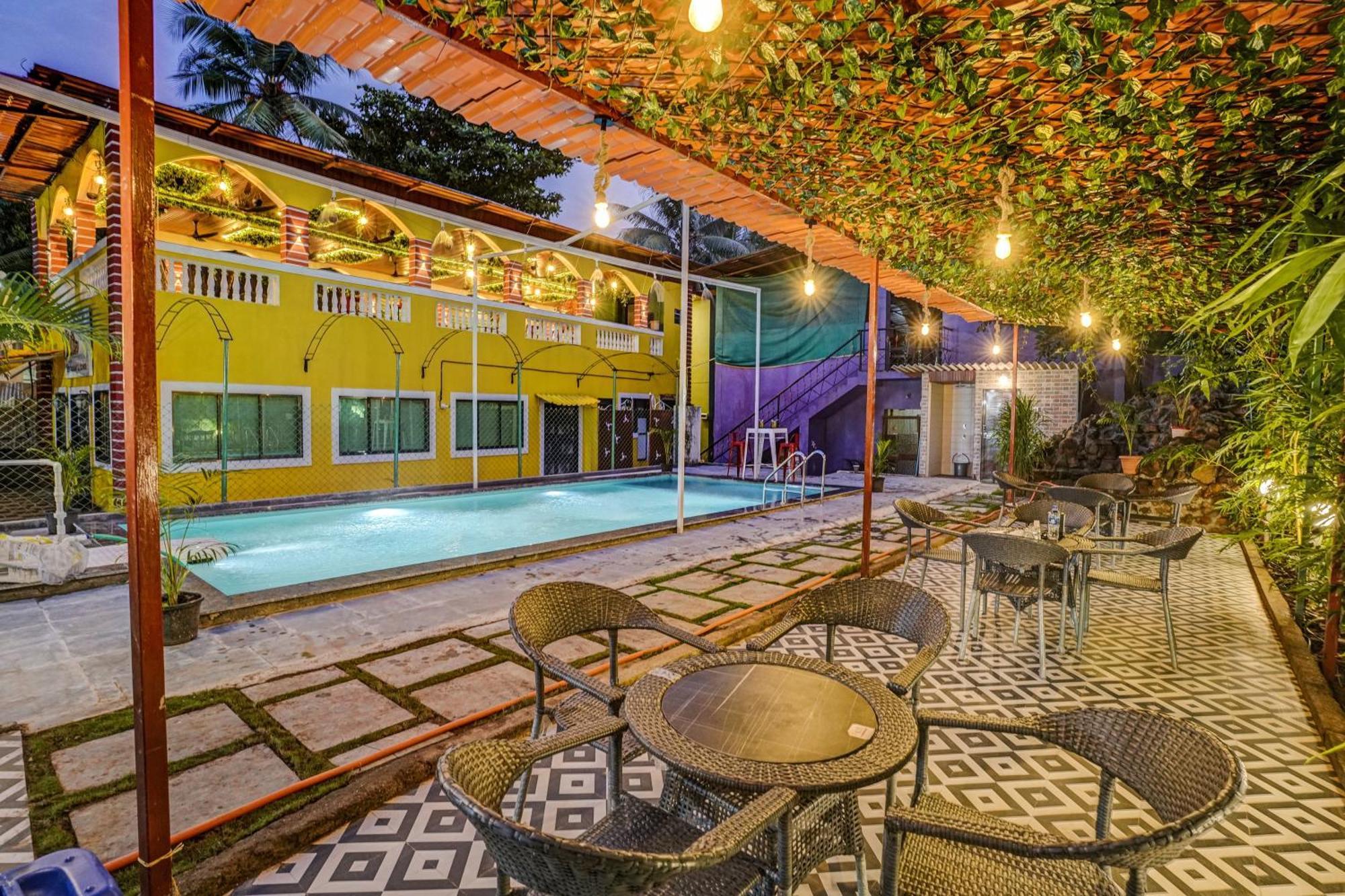 Collection O Palm Springs Mumbai