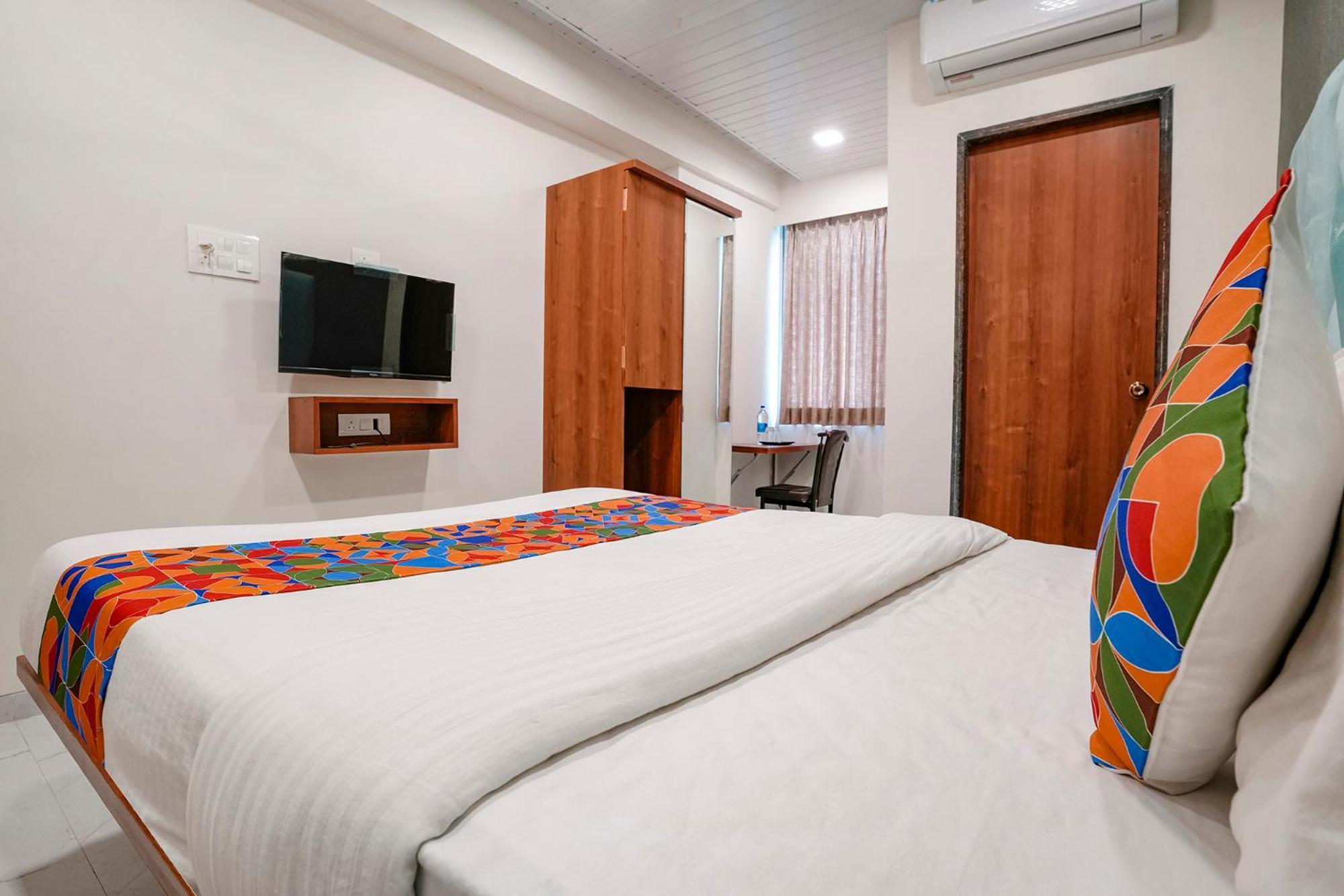 Fabhotel The Mint Mumbai