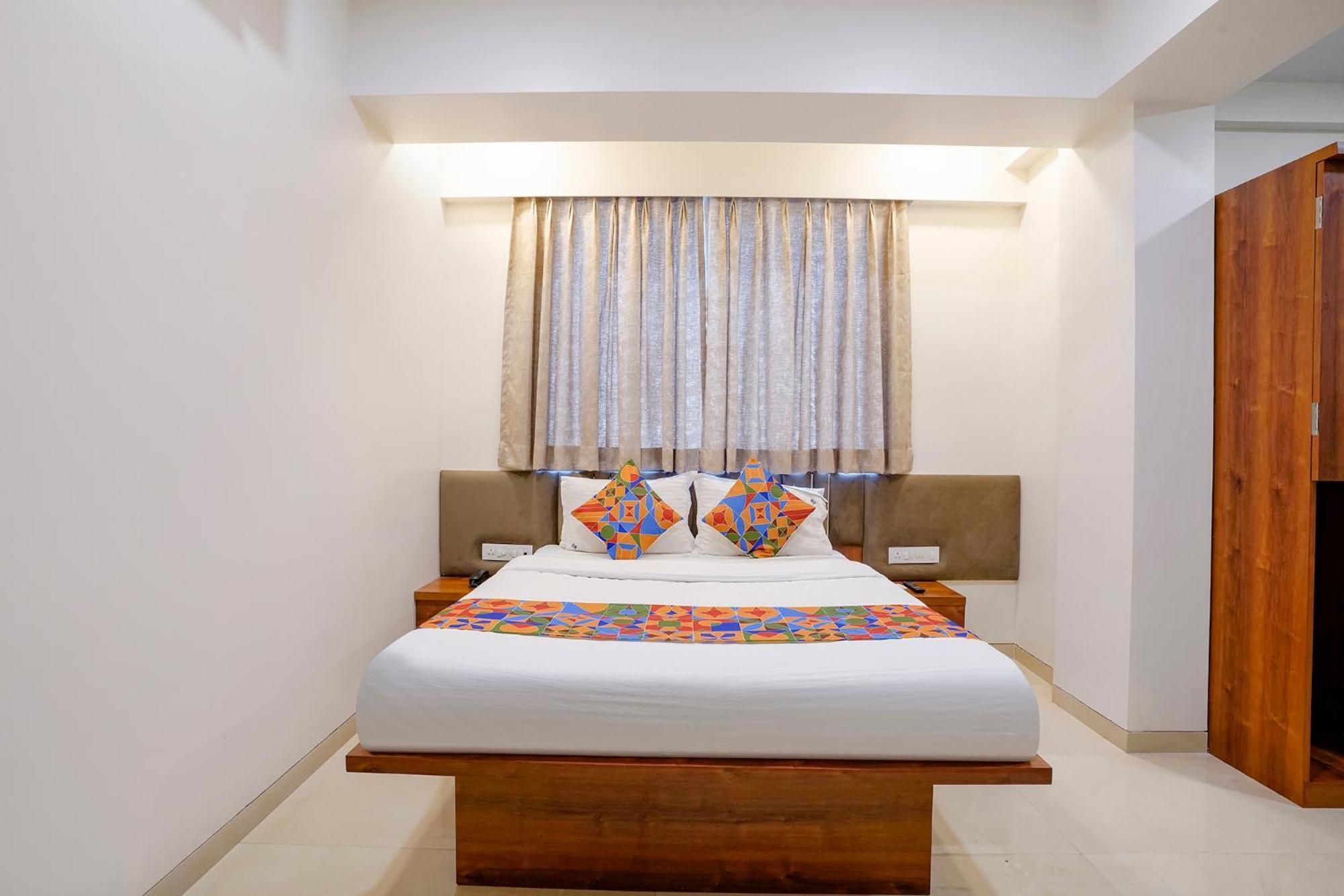 Fabhotel The Mint 3*