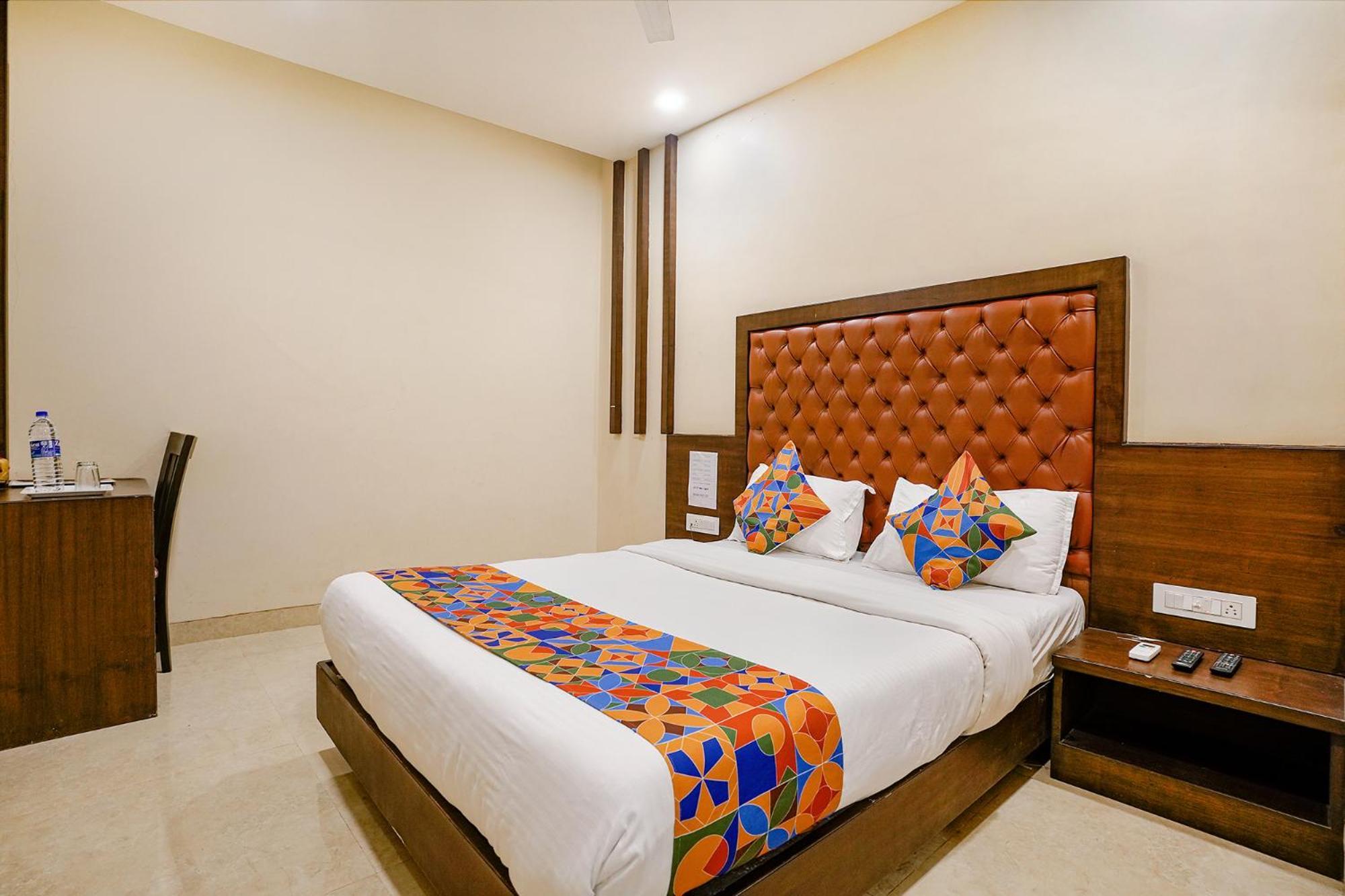 Fabhotel Vertigo - Nr Bkc Hotel 3*