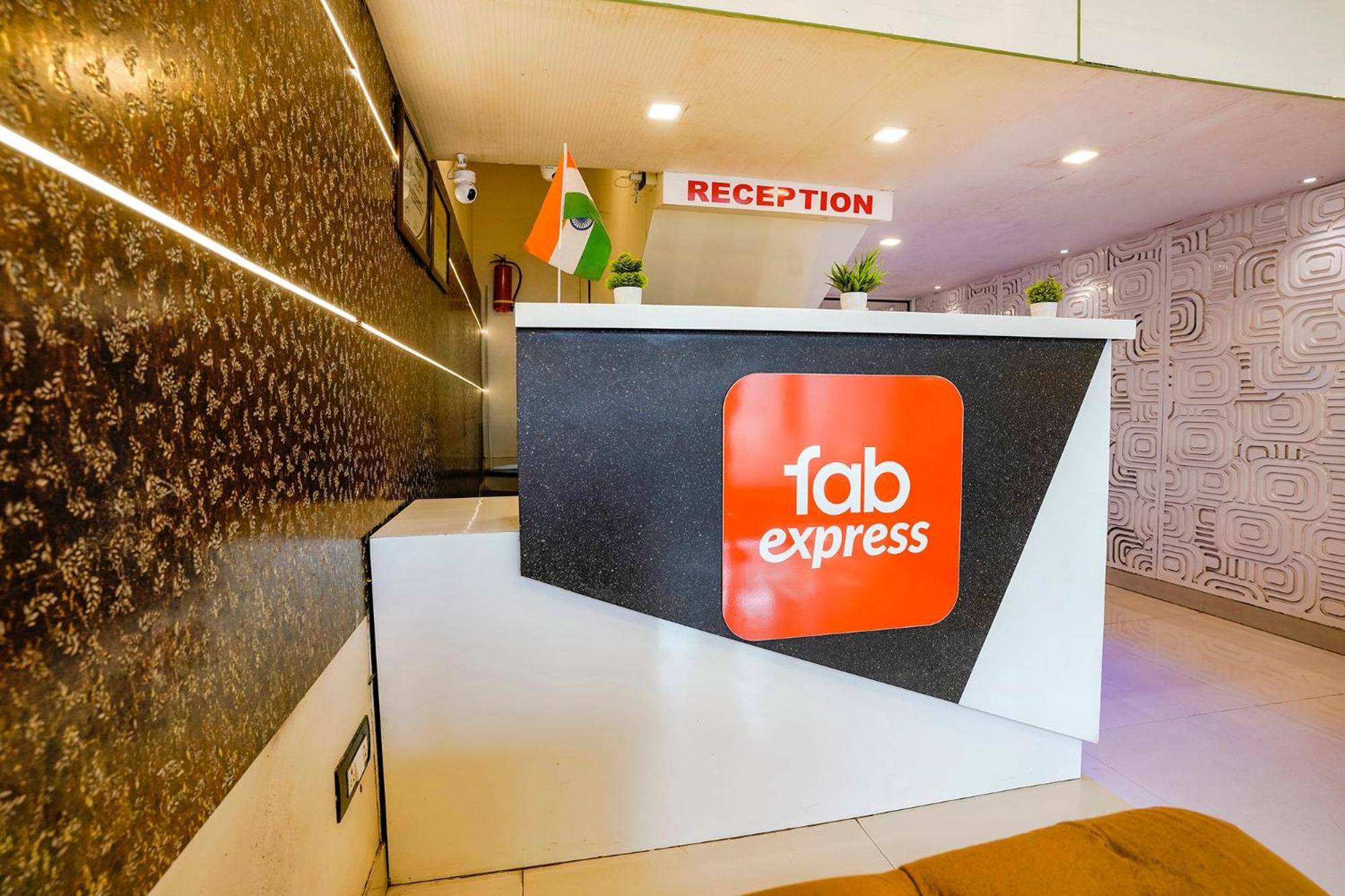 Fabexpress Golden Star * Mumbai