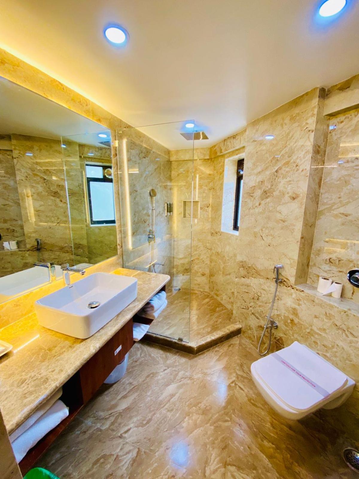 Hotel Parle International