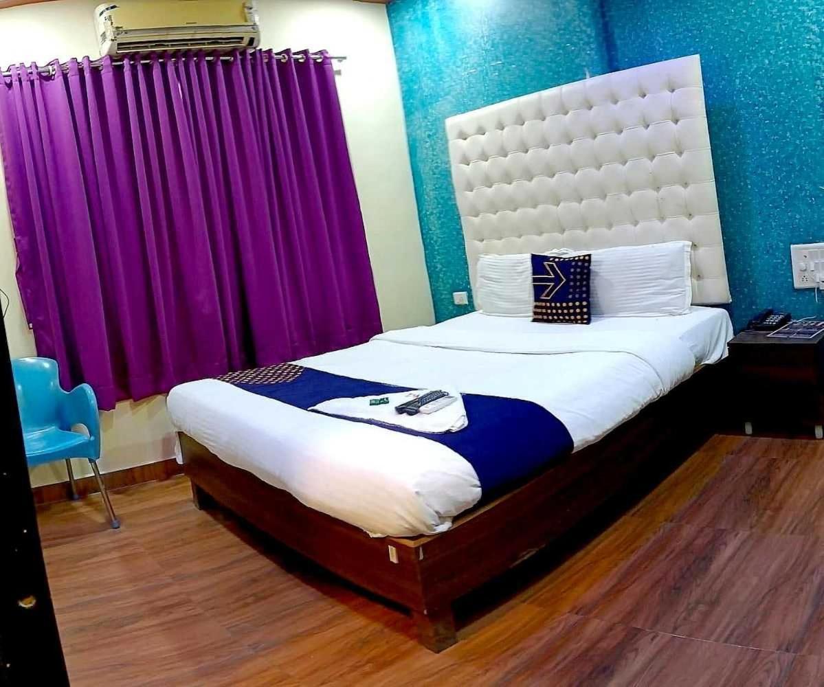 Hotel O The Om Sai Residency 4*