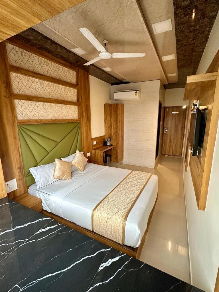 Bkc Prime - Near Us Consulate Hotel