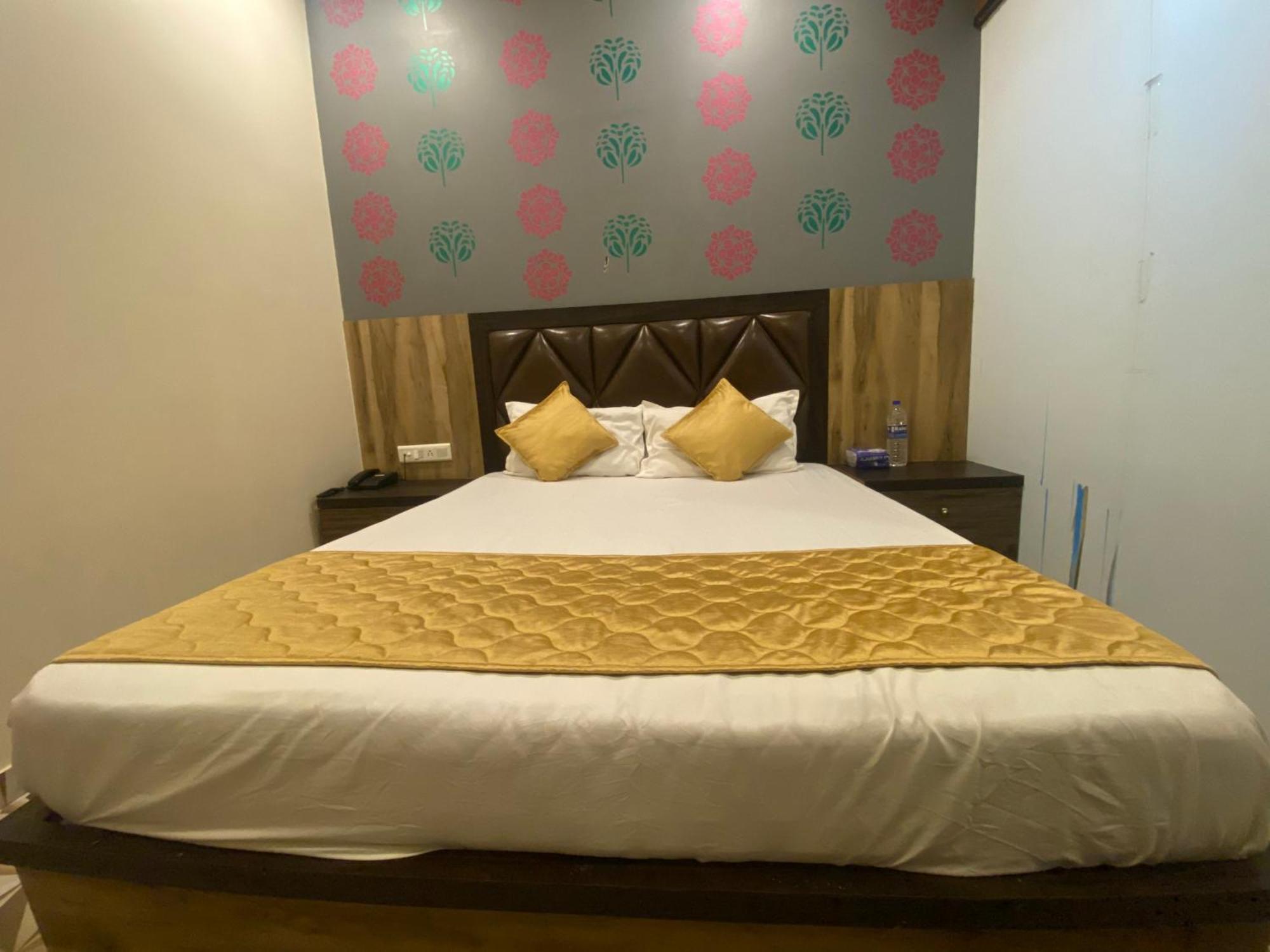 The Qubic Hotel