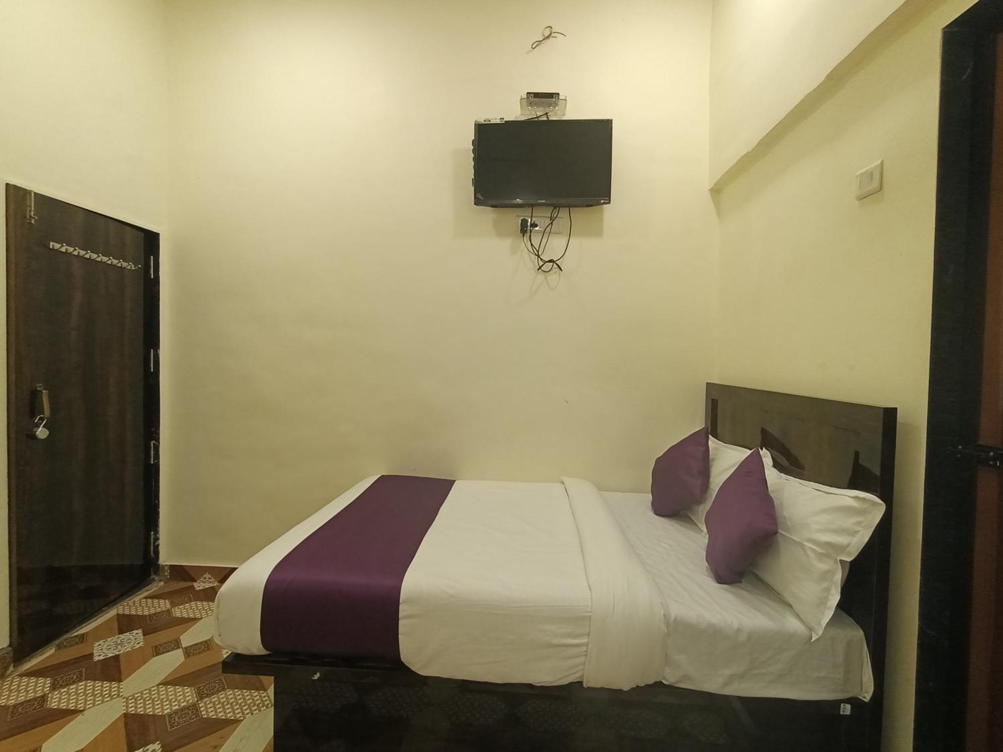 Guest house Star Of Kurla - Nearest From Kurla - Near Bkc