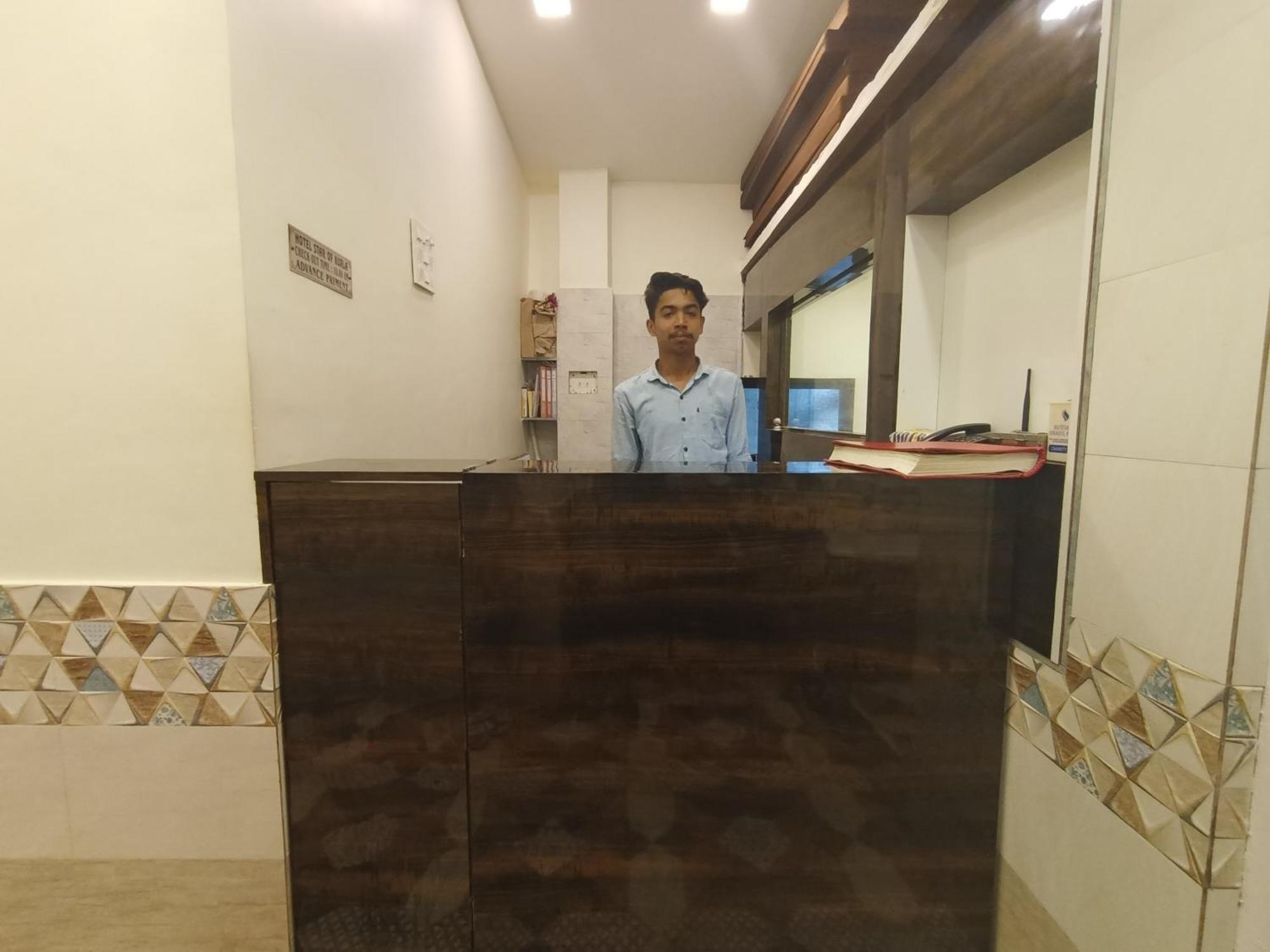 Guest house Star Of Kurla - Nearest From Kurla - Near Bkc *