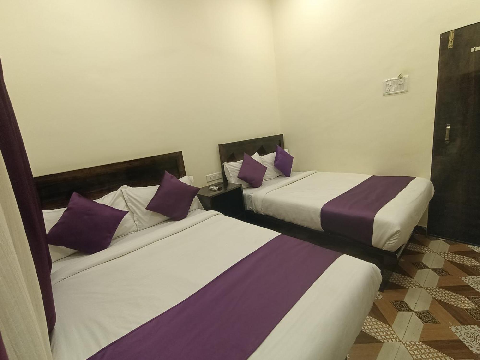 Star Of Kurla - Nearest From Kurla - Near Bkc Guest house Mumbai