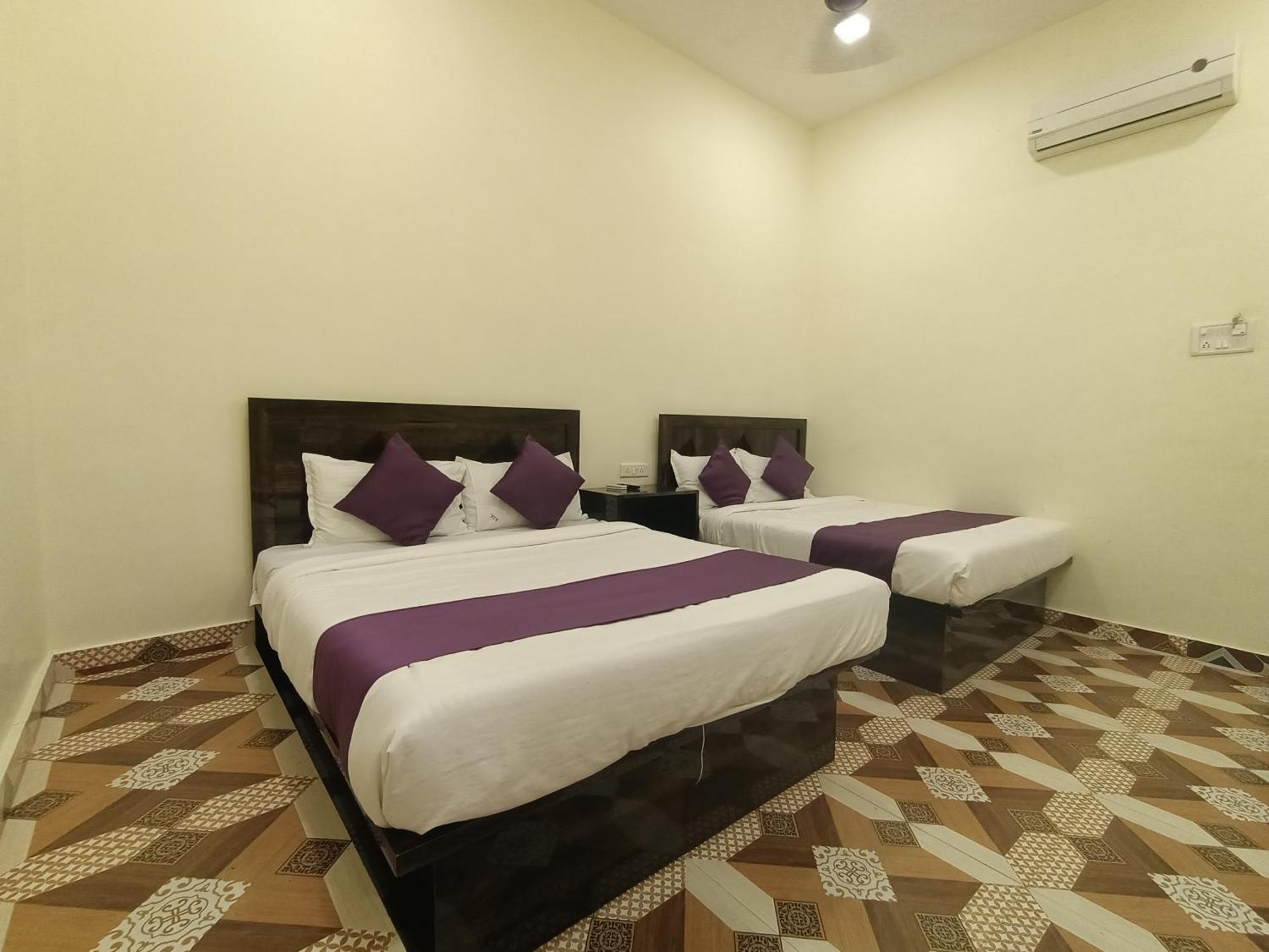 Star Of Kurla - Nearest From Kurla - Near Bkc Guest house