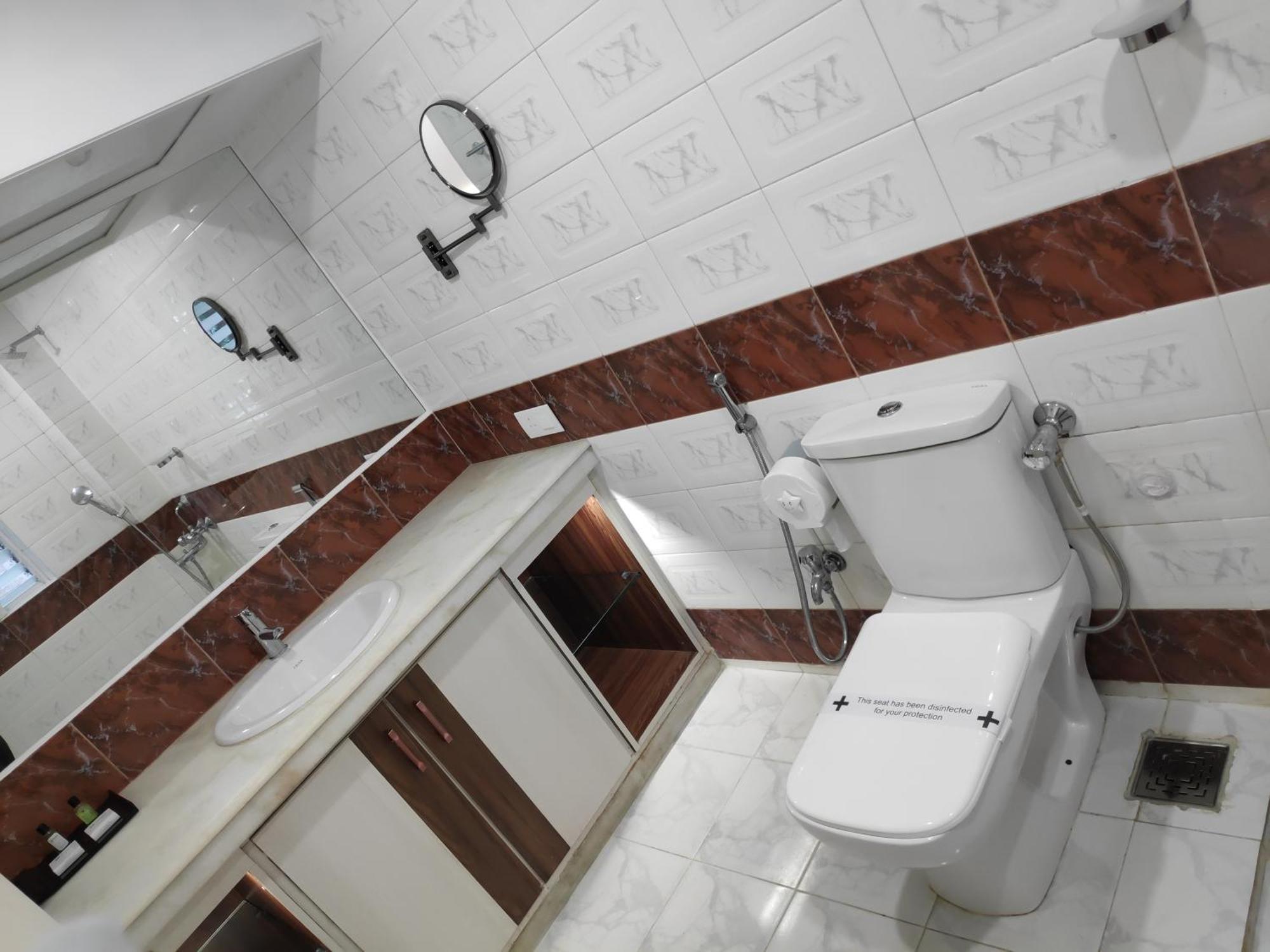 White House By Maxxvalue Service Bandra *