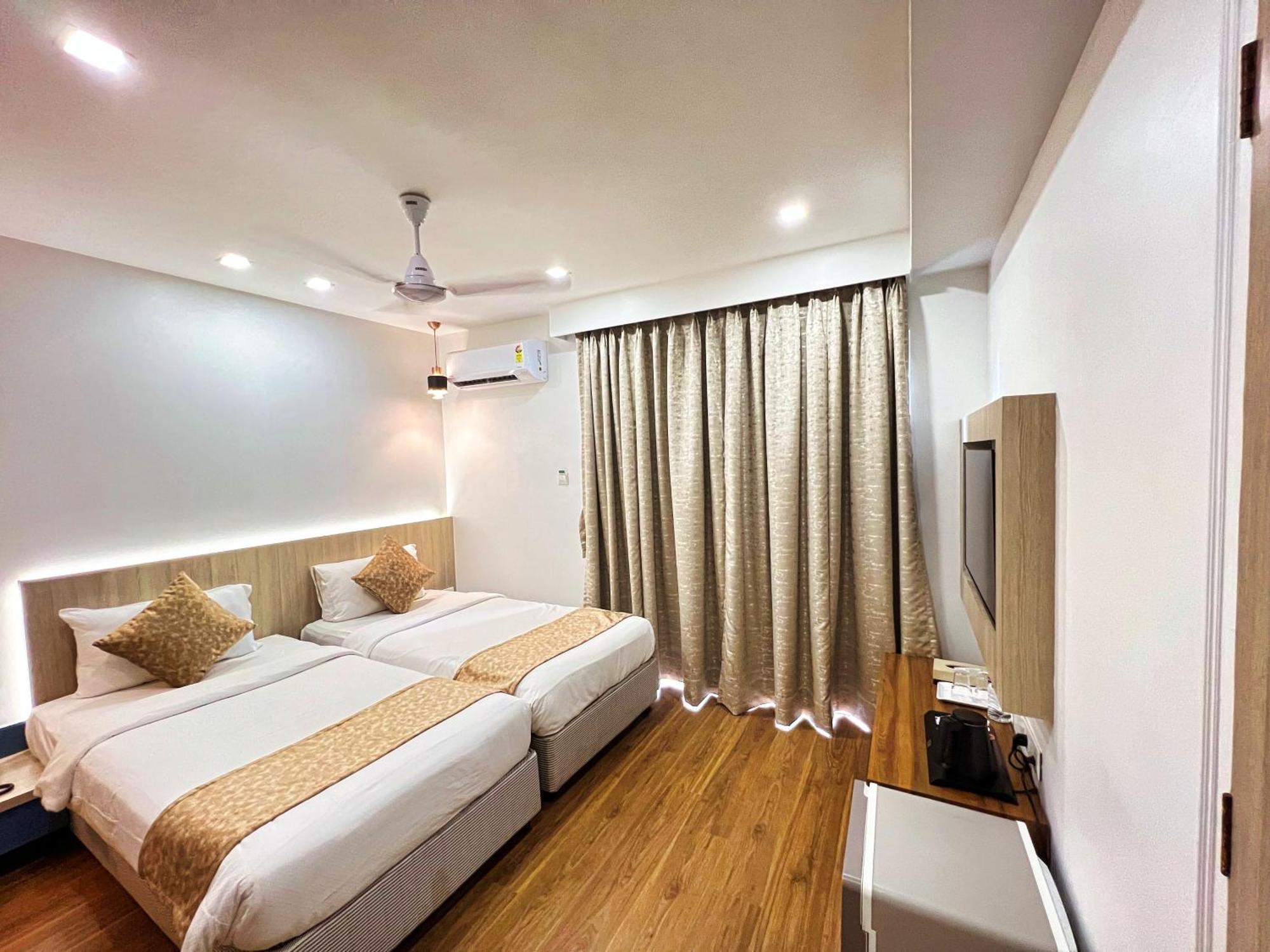 White House By Maxxvalue Service Bandra Apartment Mumbai