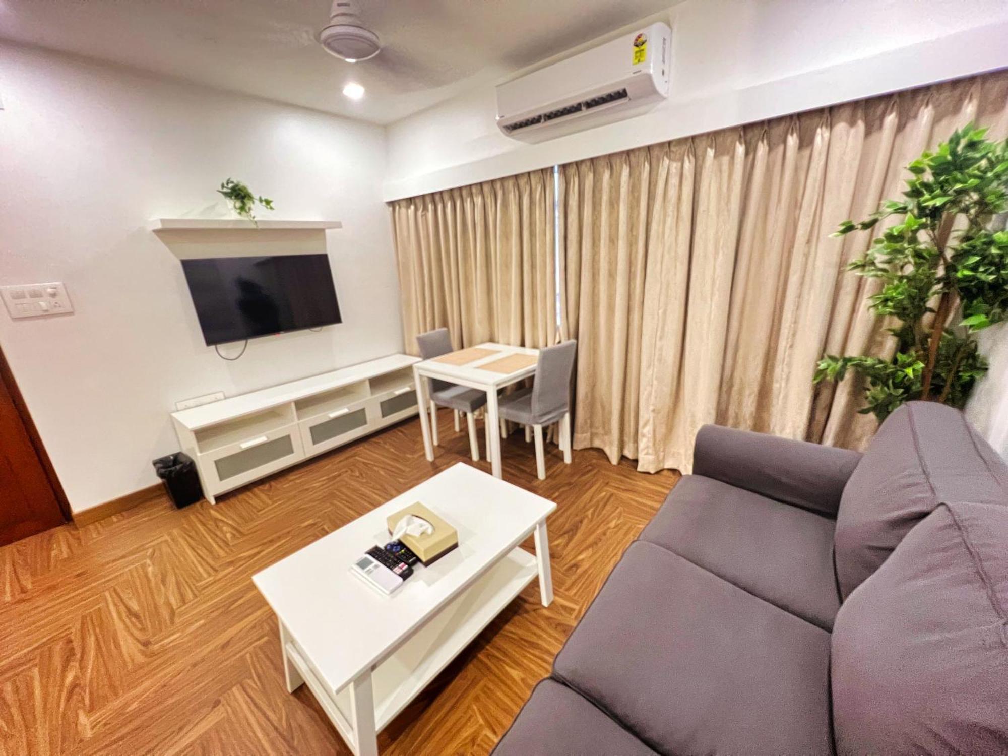 White House By Maxxvalue Service Bandra *