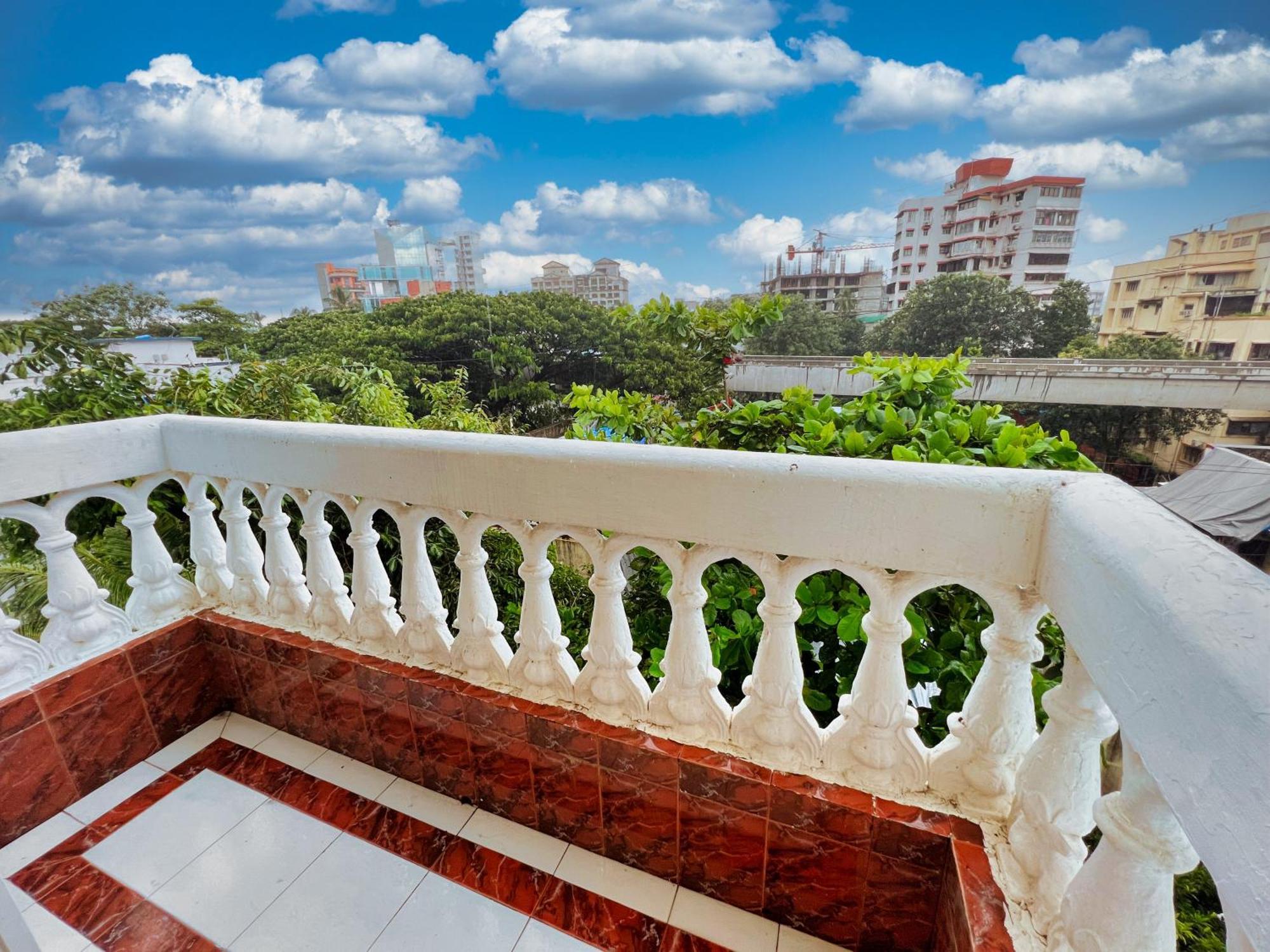 White House By Maxxvalue Service Bandra