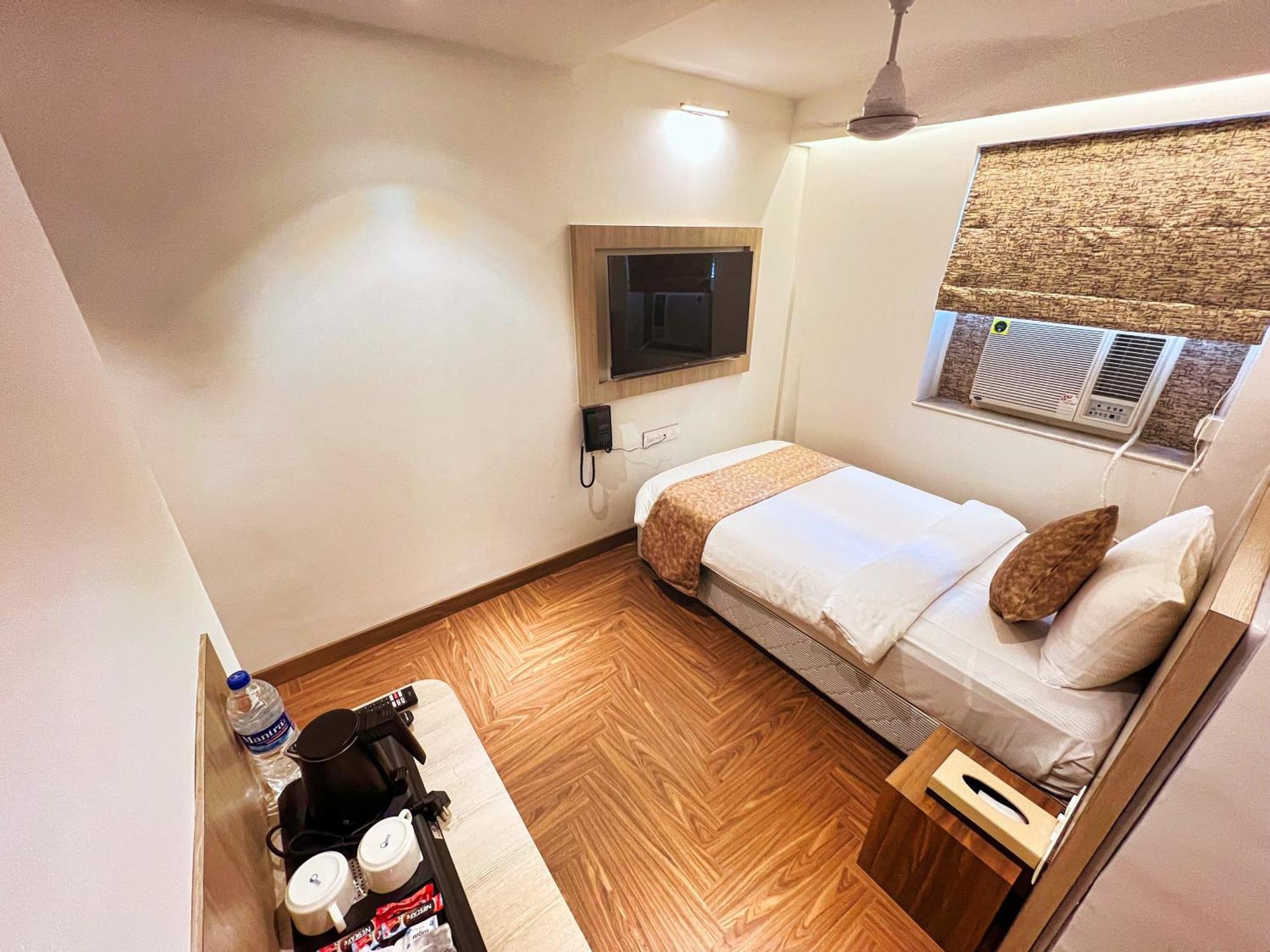 Apartment White House By Maxxvalue Service Bandra *
