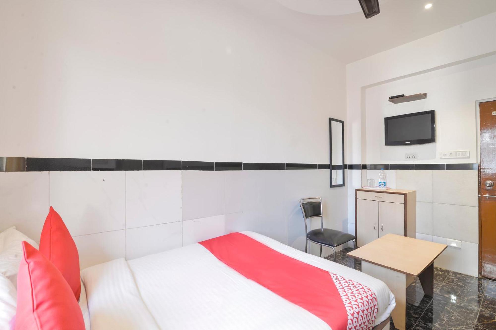 Flagship Akshaya Lodging