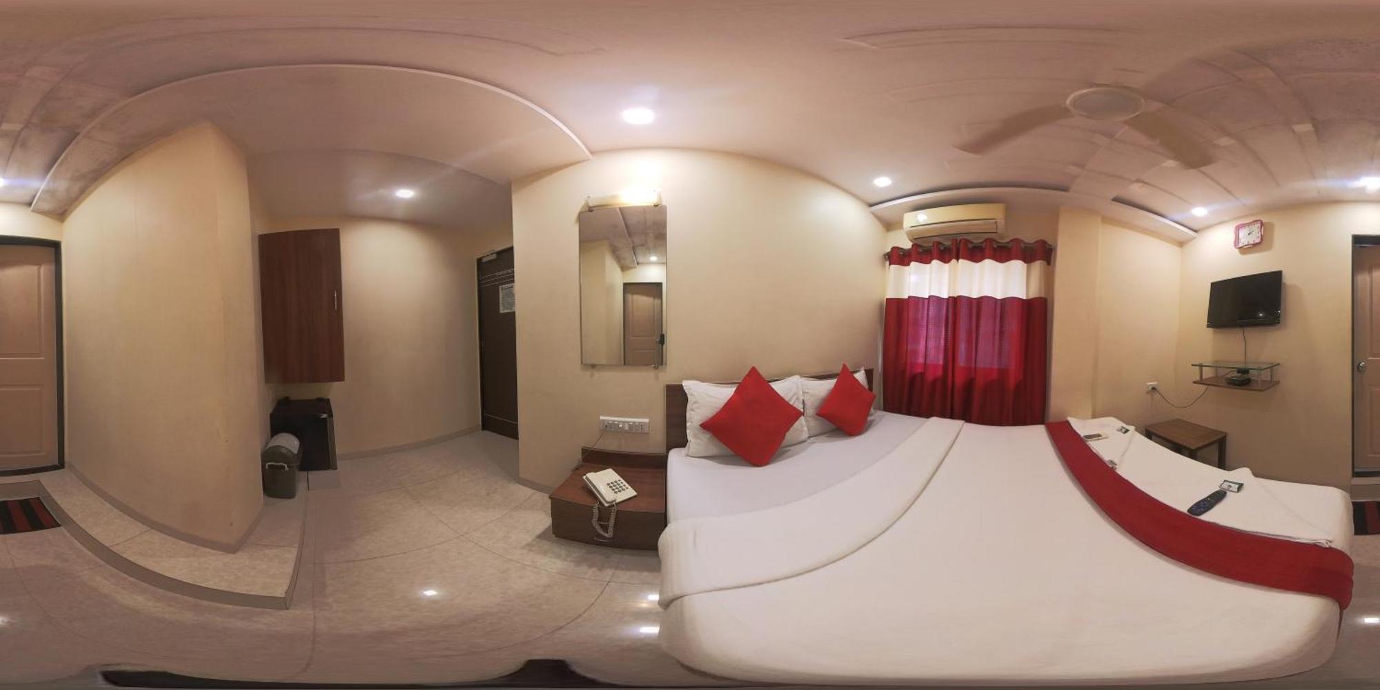 Briteway Hotel 3*