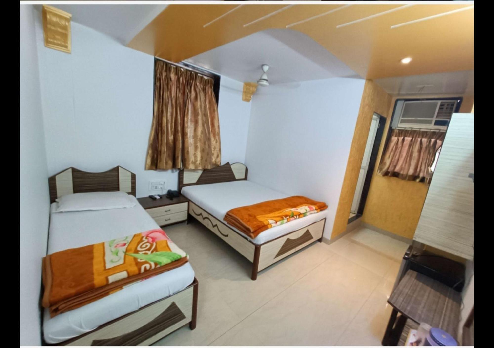 Hotel Broadway Colaba