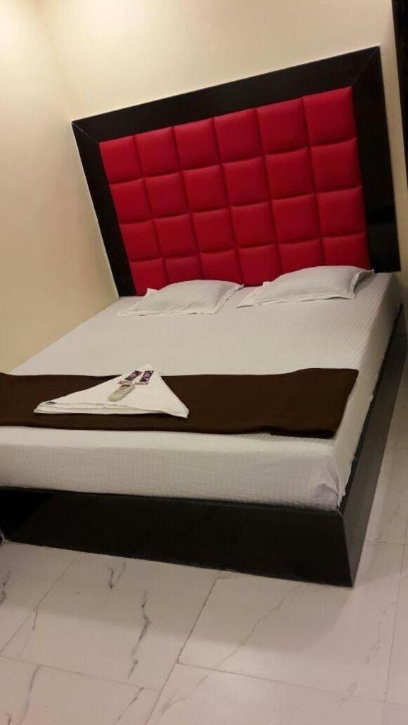 Bed & Breakfast Janata Mumbai