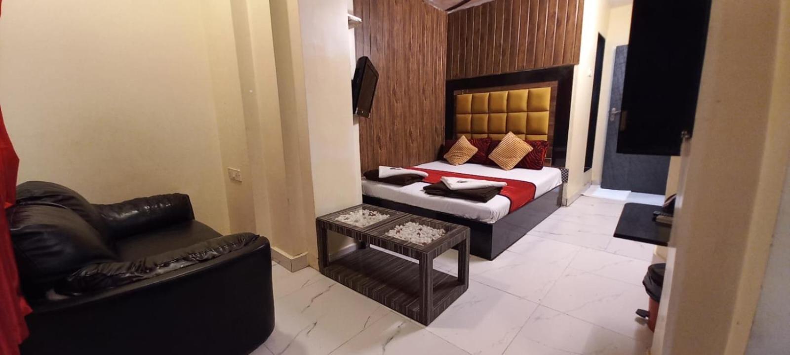 Bed & Breakfast Janata Mumbai