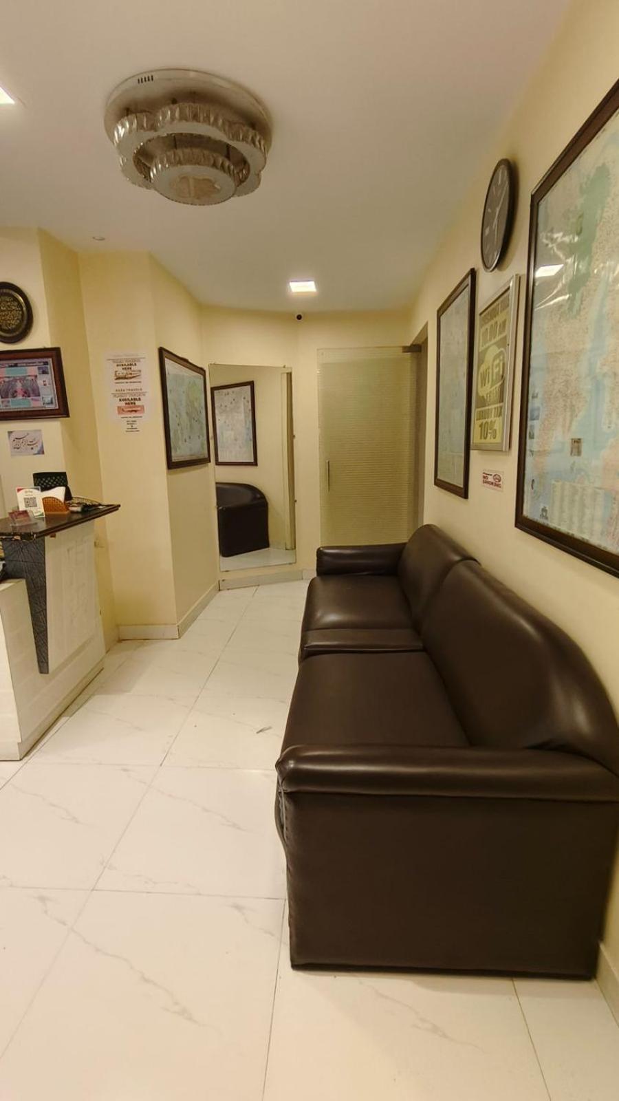 Bed & Breakfast Janata Mumbai