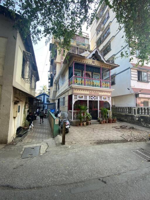 Saba 502, Subko Coffee, Chapel Road, Bandra West By Connekt Homes Mumbai