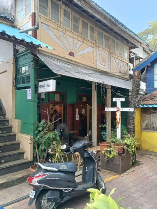 Apartment Saba 301, Subko Coffee, Chapel Road, Bandra West By Connekt Homes